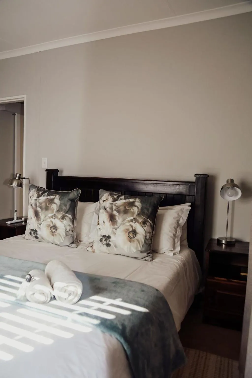 Bed in Lake Grappa Guestfarm