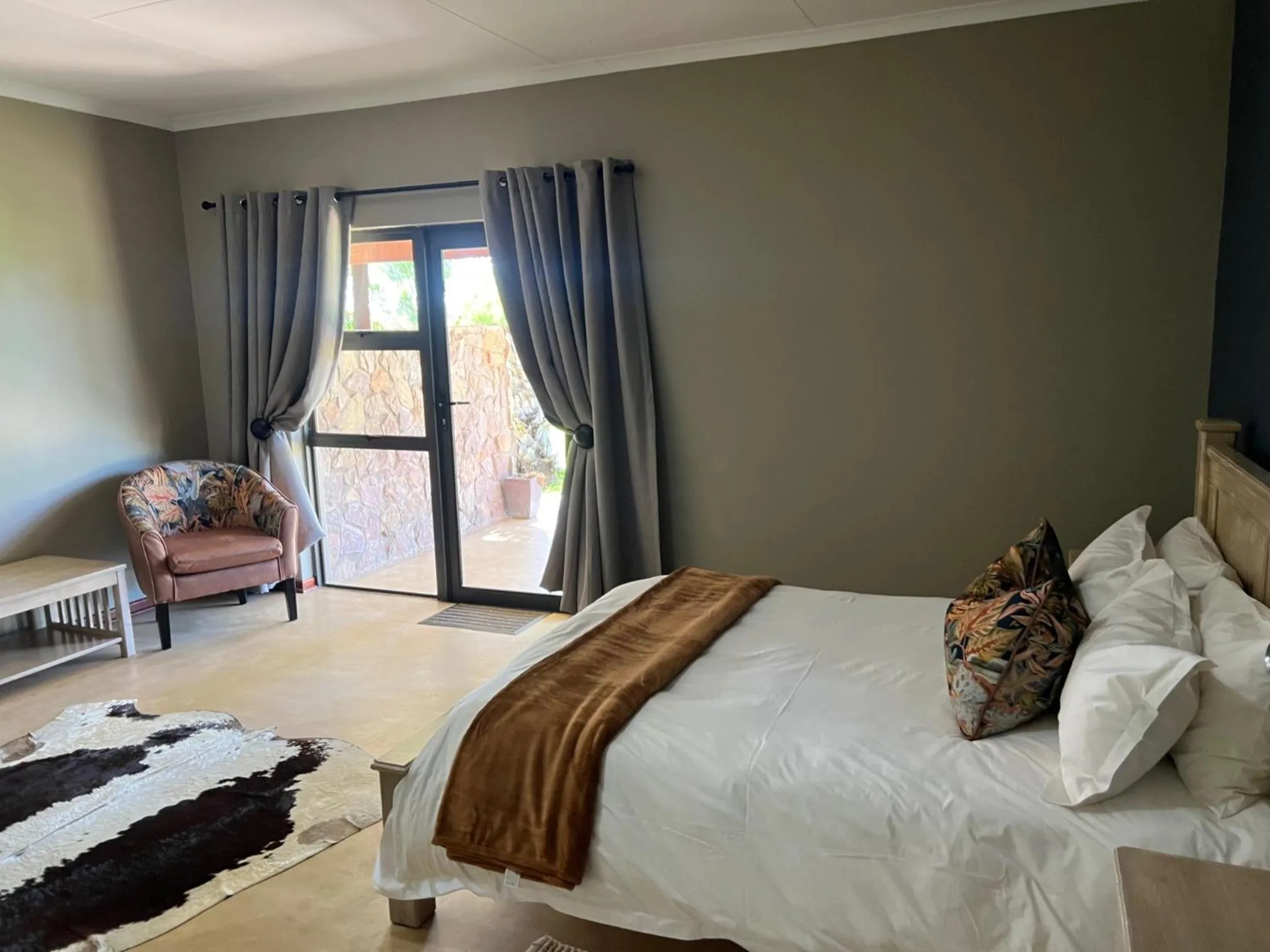 Bed in Lake Grappa Guestfarm