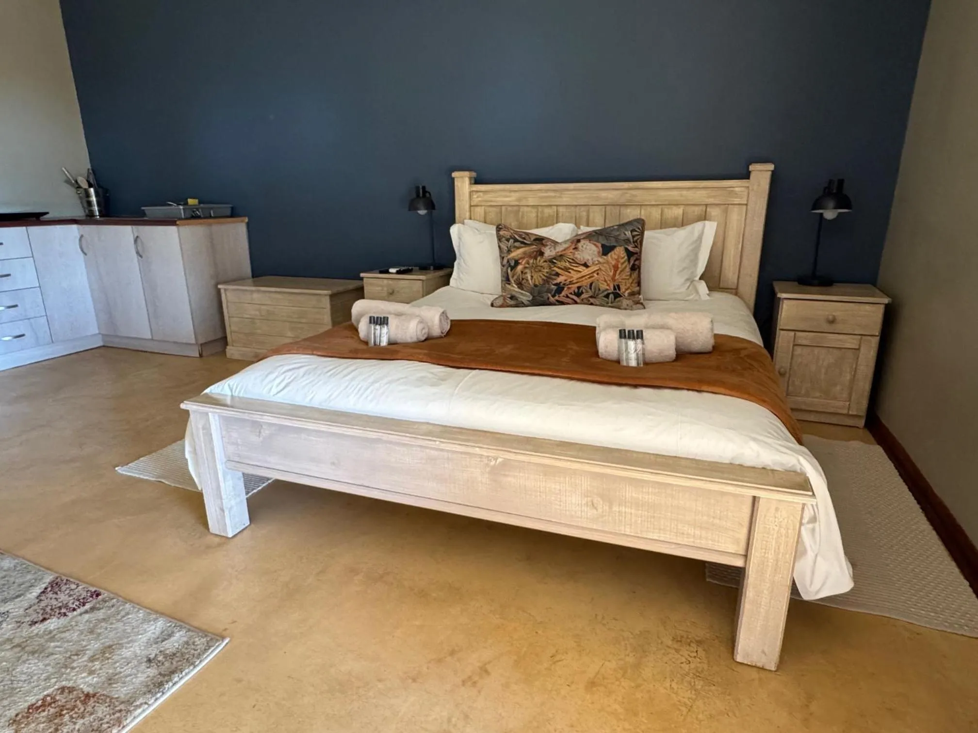 Bed in Lake Grappa Guestfarm