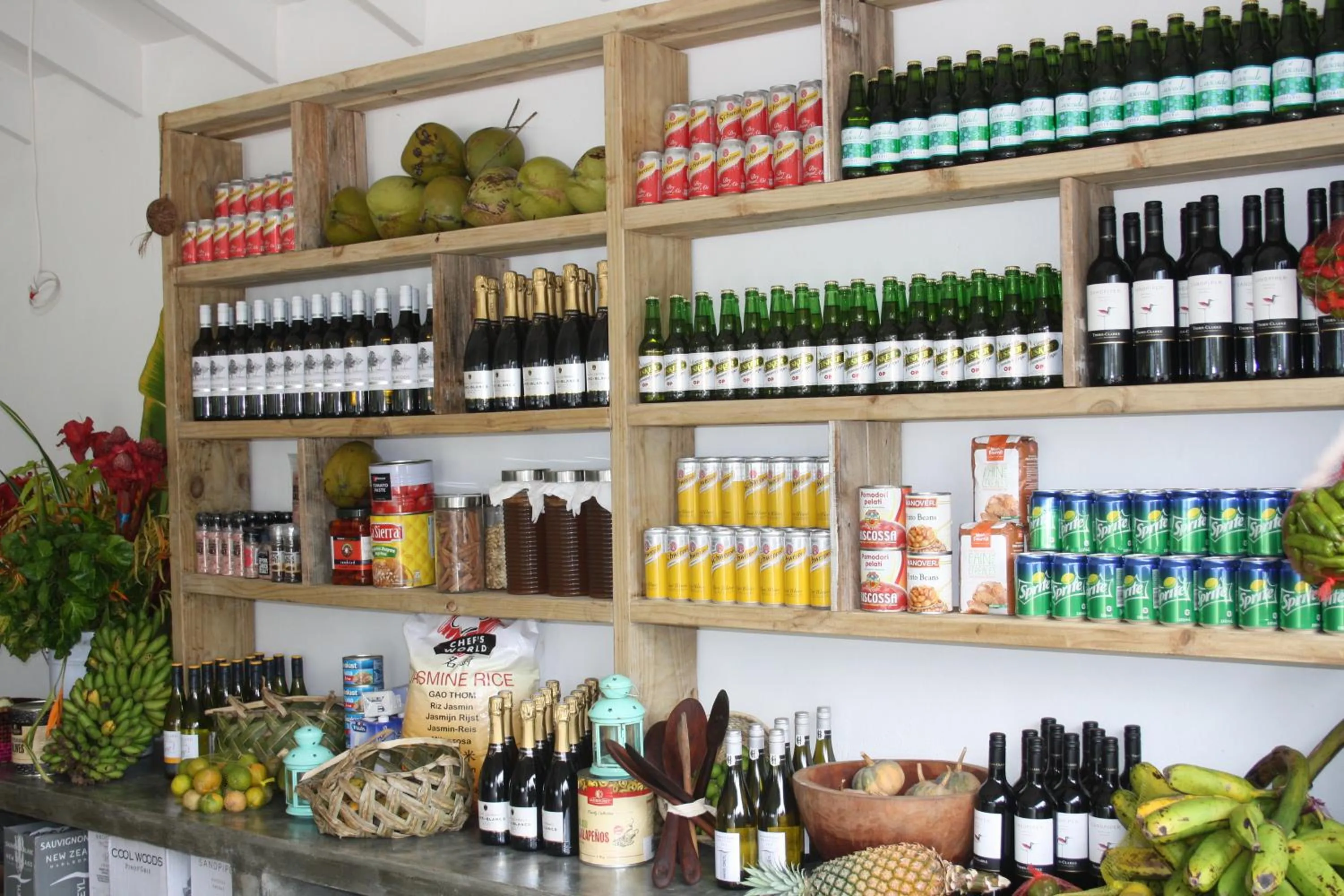 On-site shops in The Moso