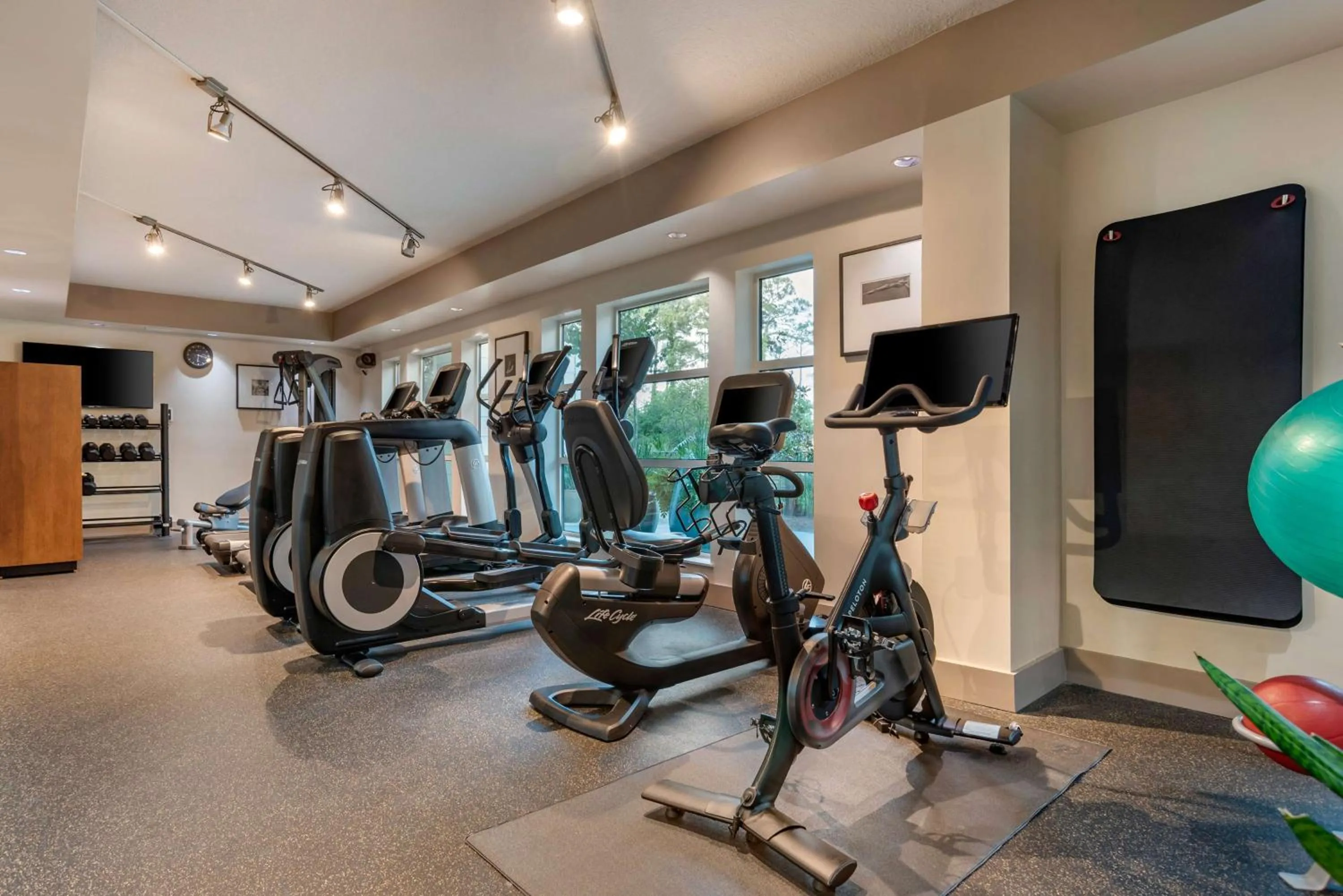 Fitness centre/facilities in Hilton Grand Vacations Club Sandestin