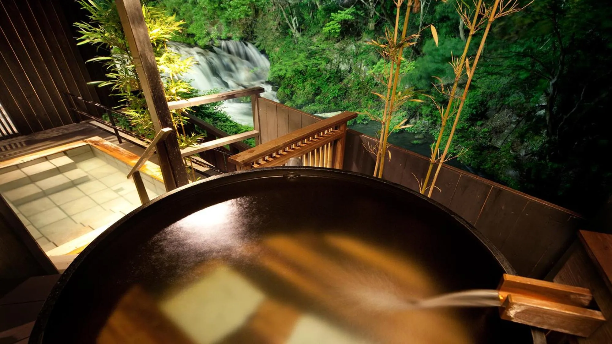 Hot Spring Bath in Premium Suites Matsushimakaku Produced by Shousuke no Yado Takinoyu