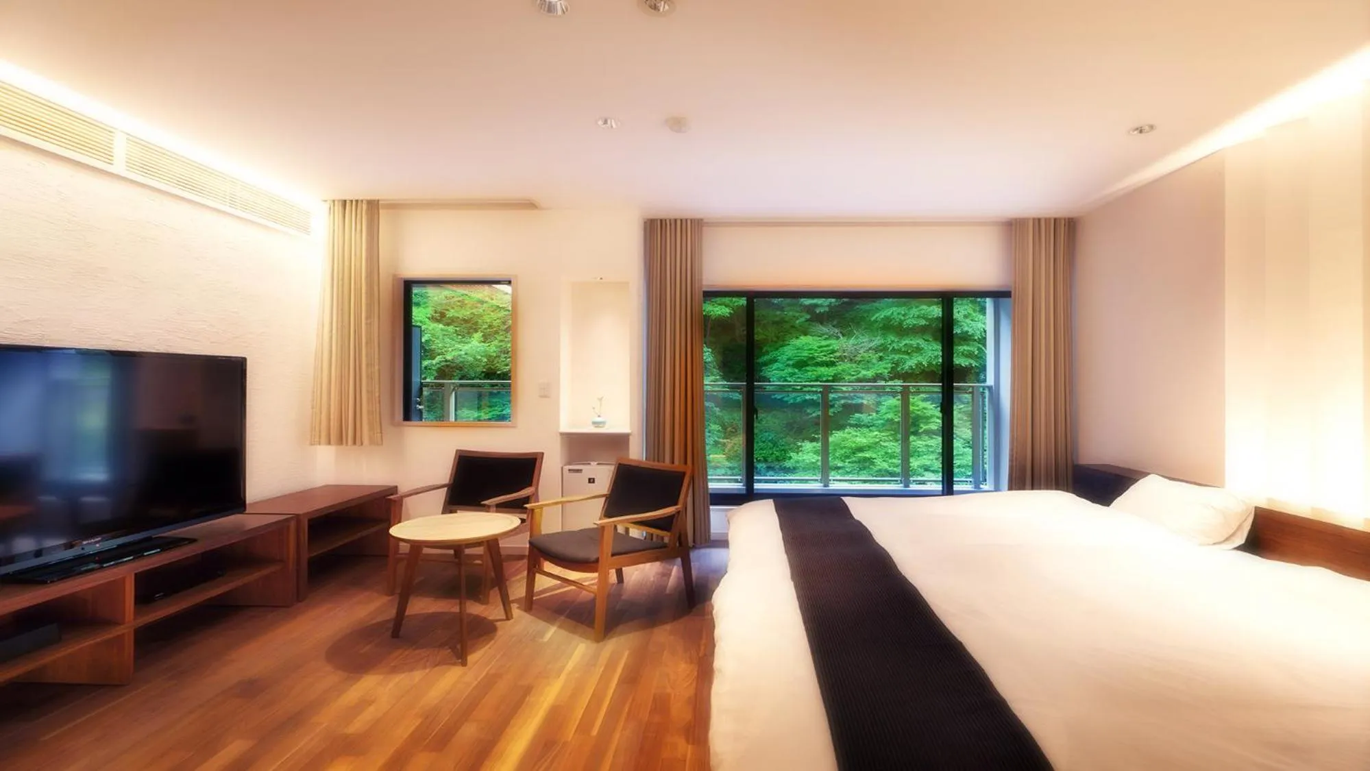 Bed in Premium Suites Matsushimakaku Produced by Shousuke no Yado Takinoyu