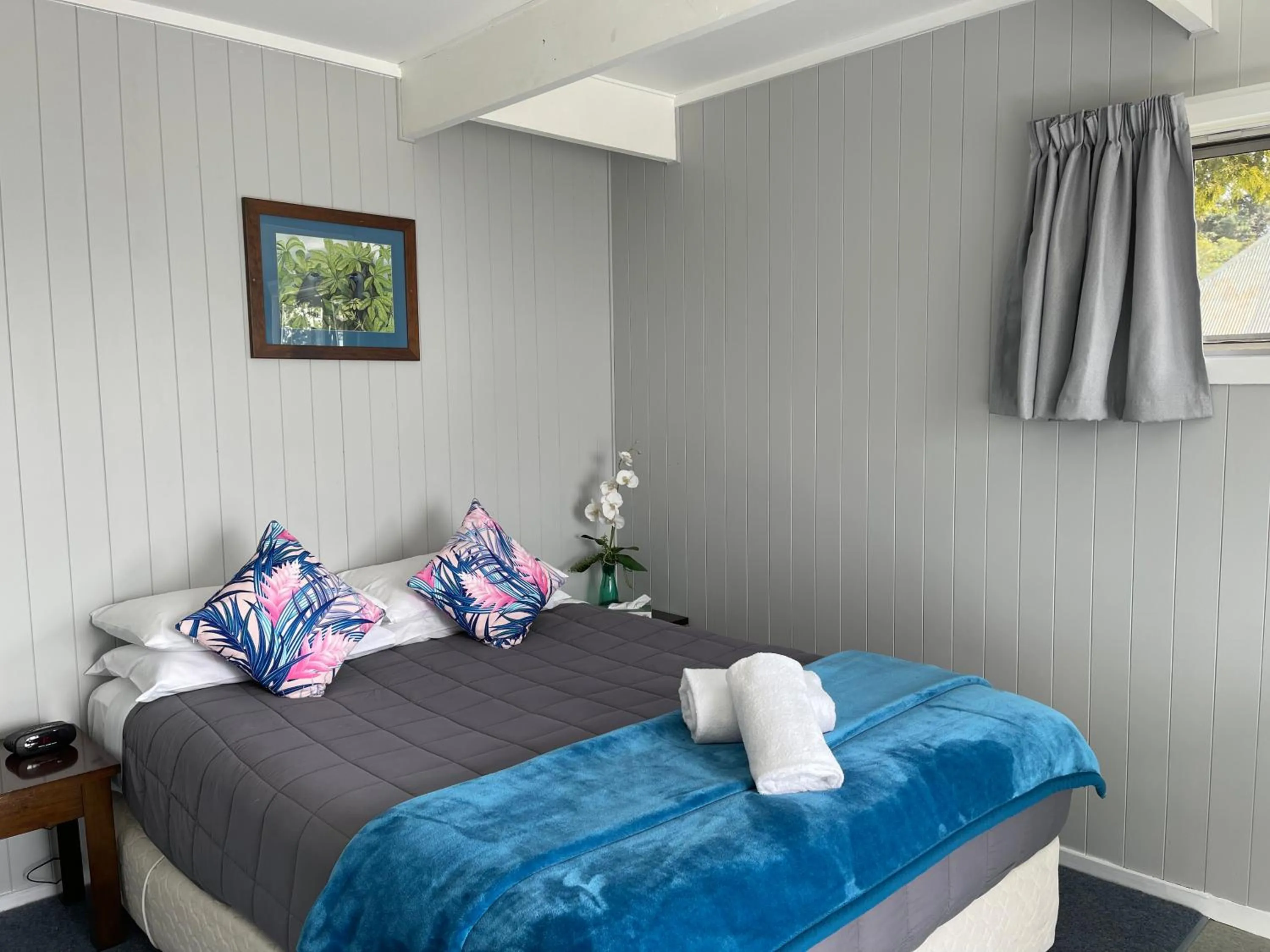 Bed in Motutere Bay TOP 10 Holiday Park