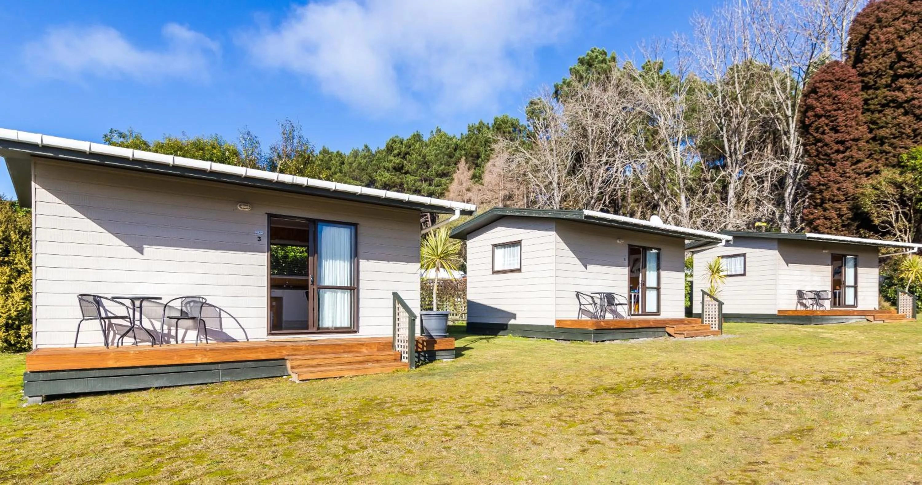 Patio in Motutere Bay TOP 10 Holiday Park