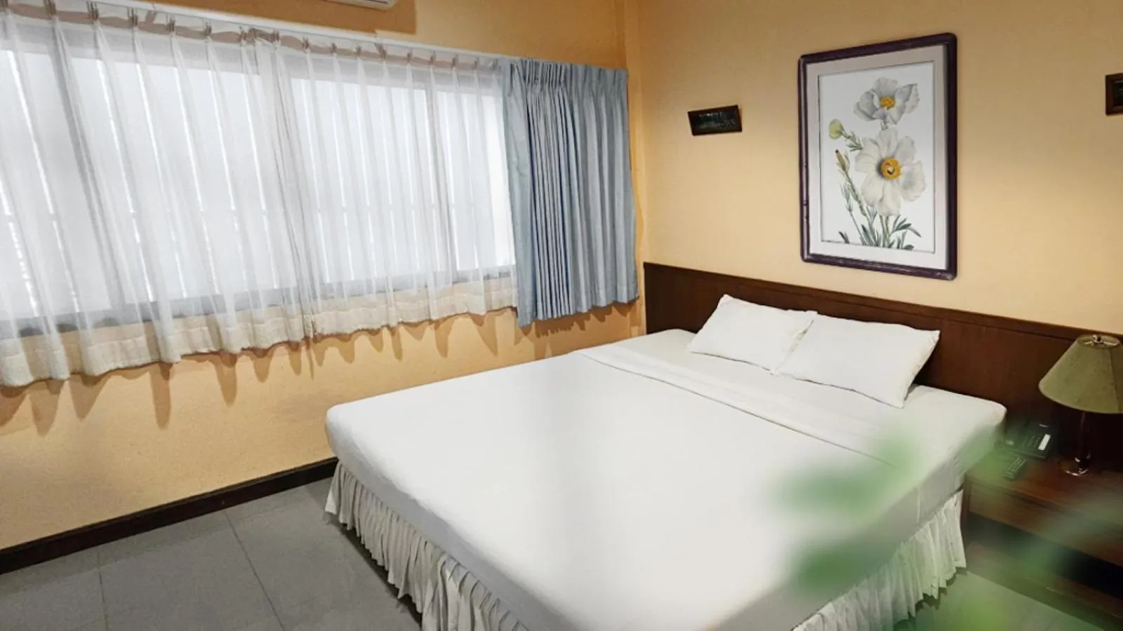 Bed in Birds and Bees Resort