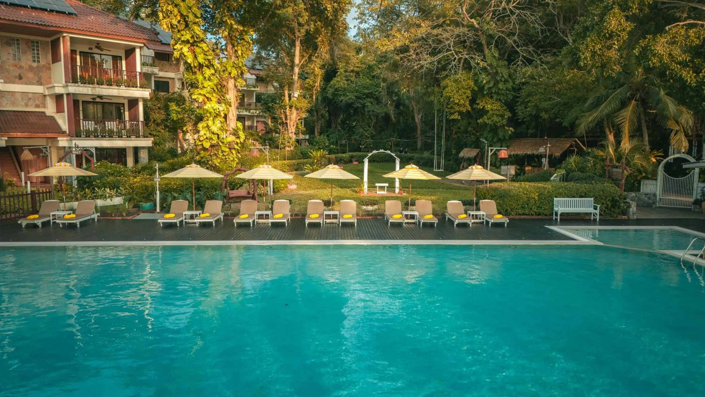 Swimming pool in Birds and Bees Resort