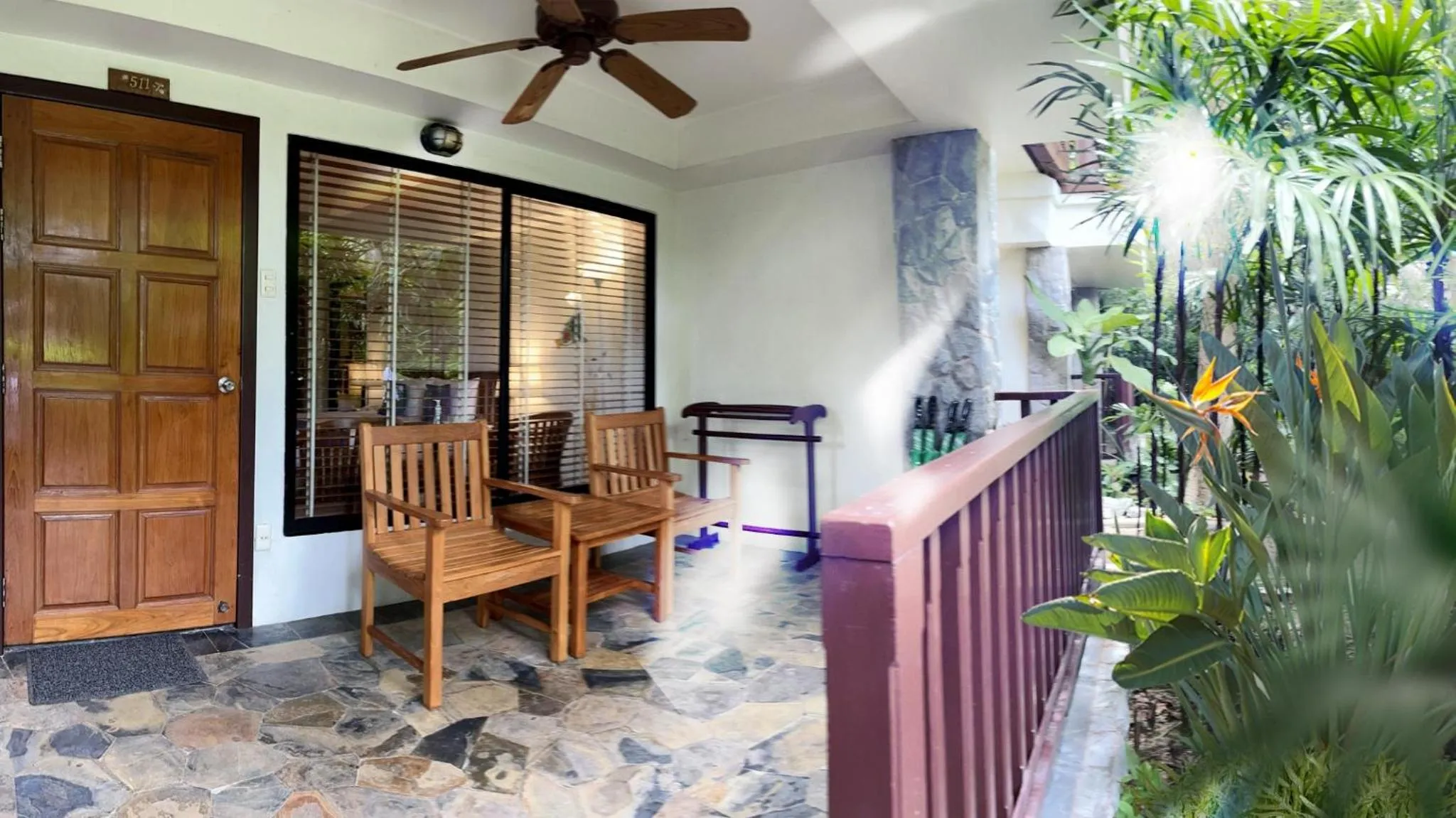 Balcony/Terrace in Birds and Bees Resort