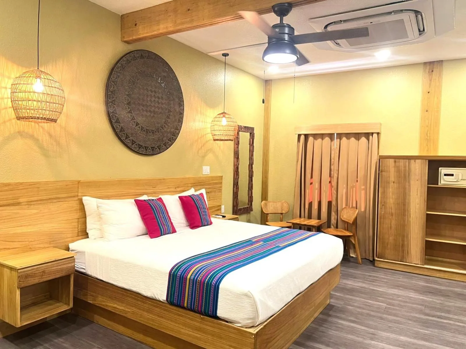 Bed in Mr. Tucan Hotel