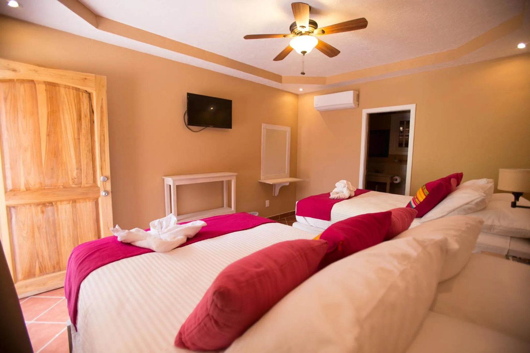 Bed in Mr. Tucan Hotel