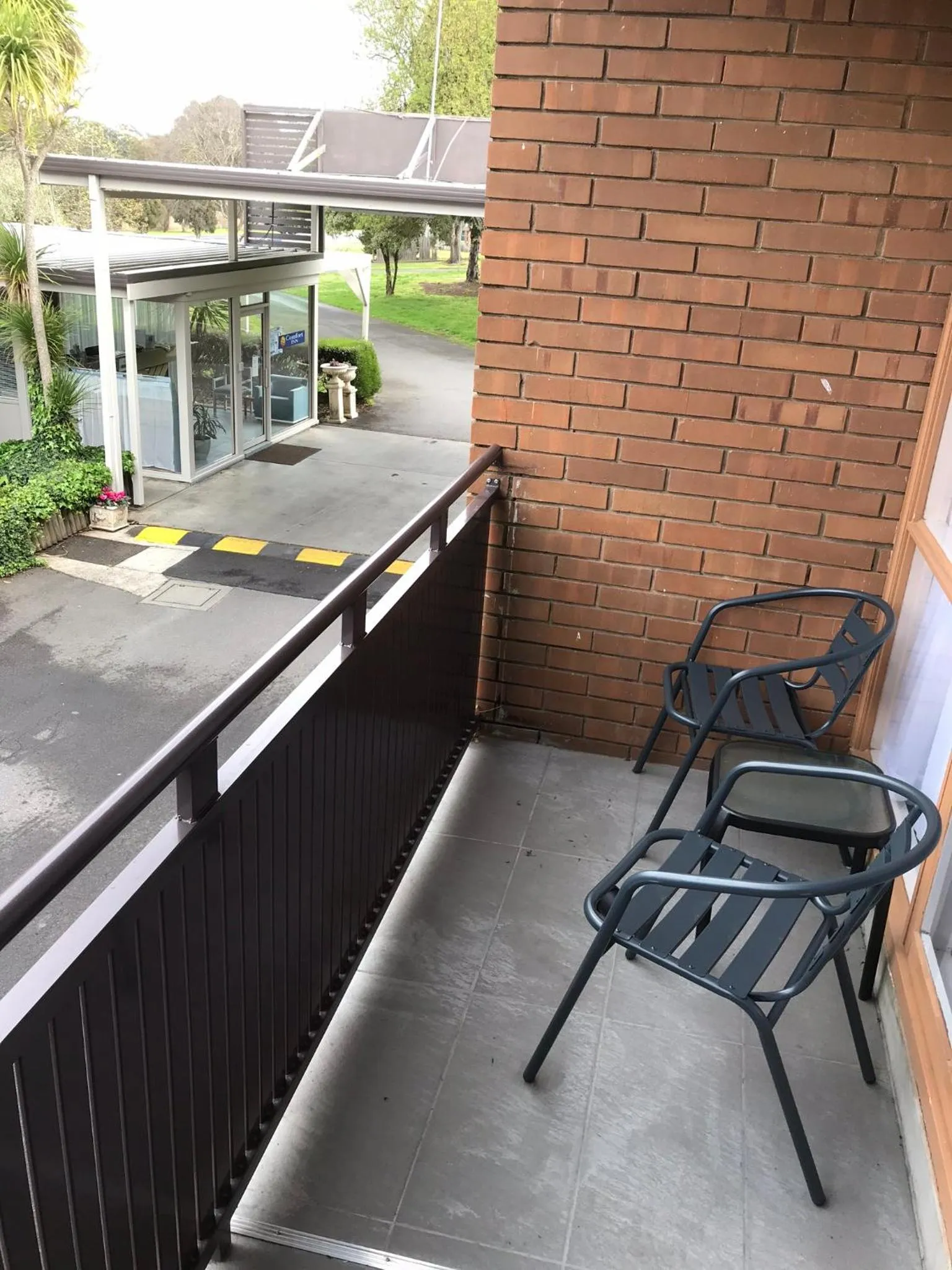 Balcony/Terrace in Moe Parklands Motel