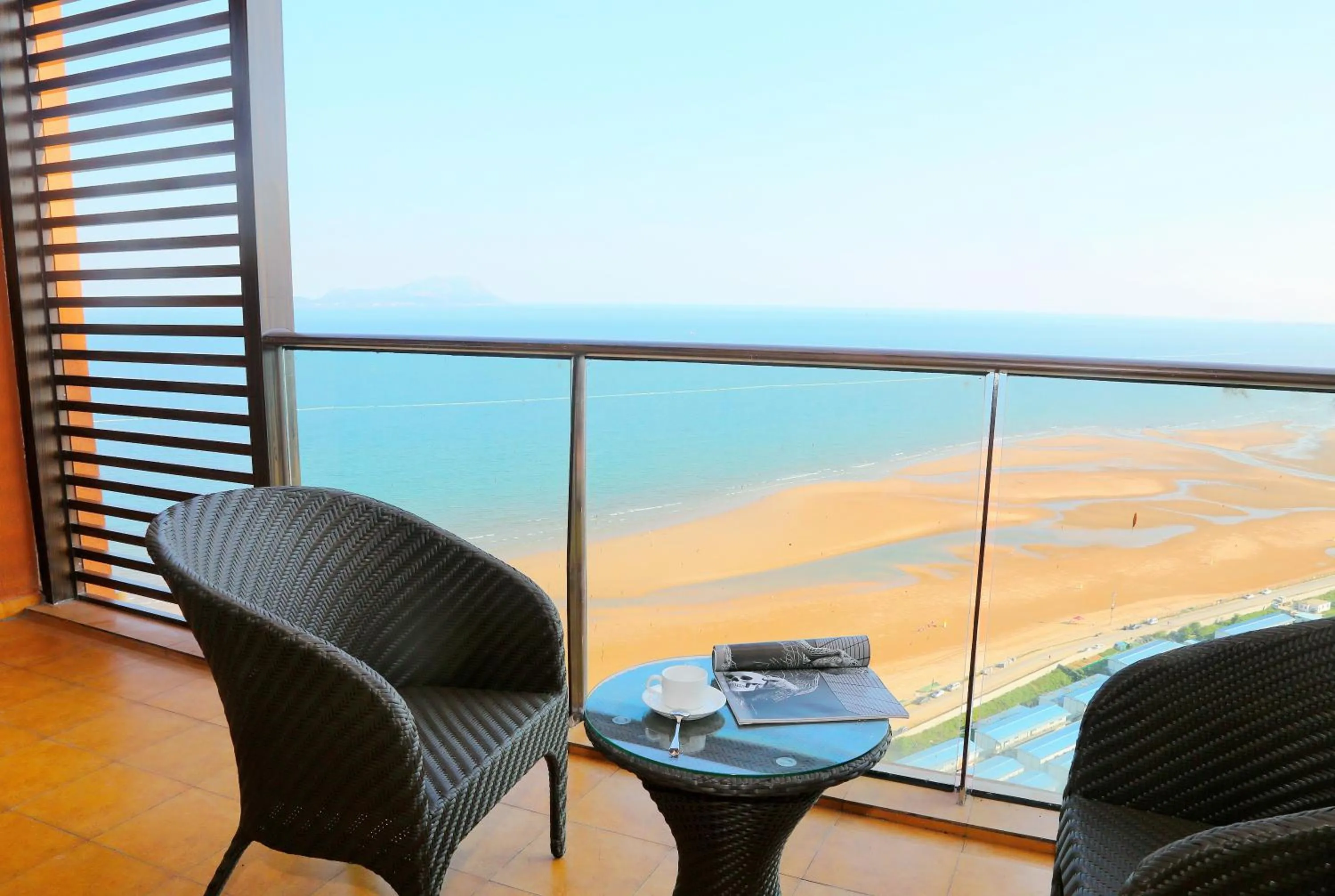 Sea view in Qingdao Mangrove Tree Resort World - Red Coral Hotel
