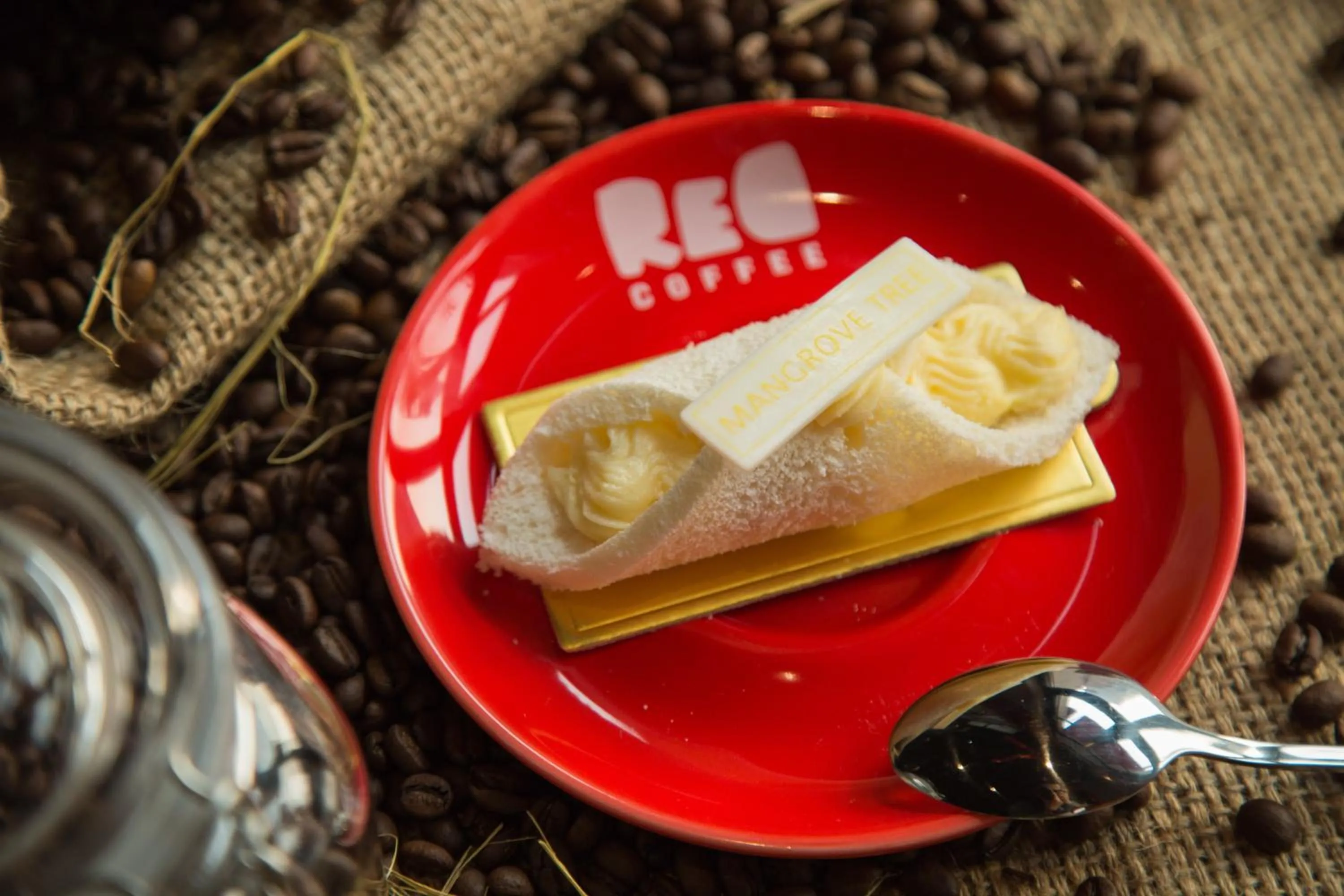 Qingdao Mangrove Tree Resort World - Red Coral Hotel