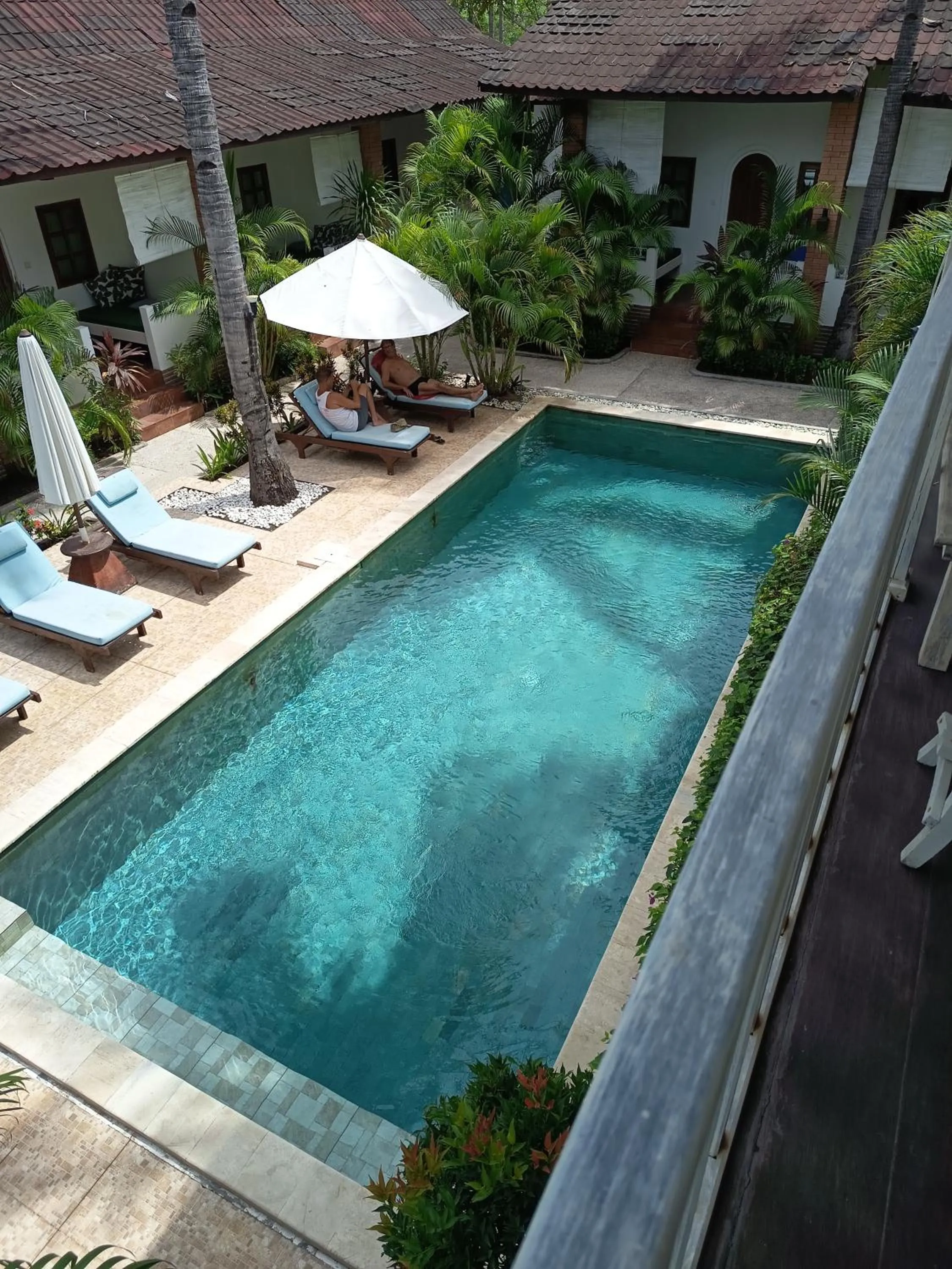 Day in White Coconut Resort