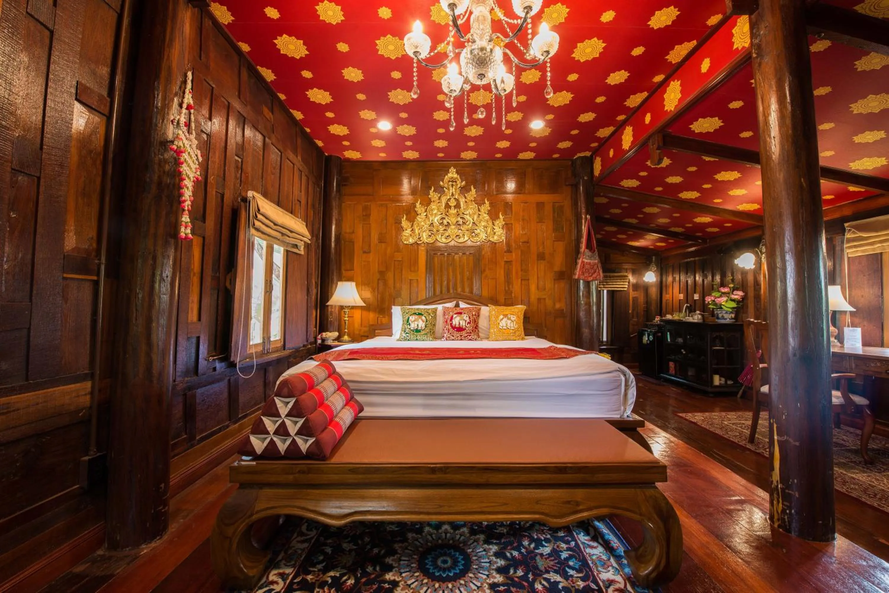 Photo of the whole room, Bed in Phuttal Residence