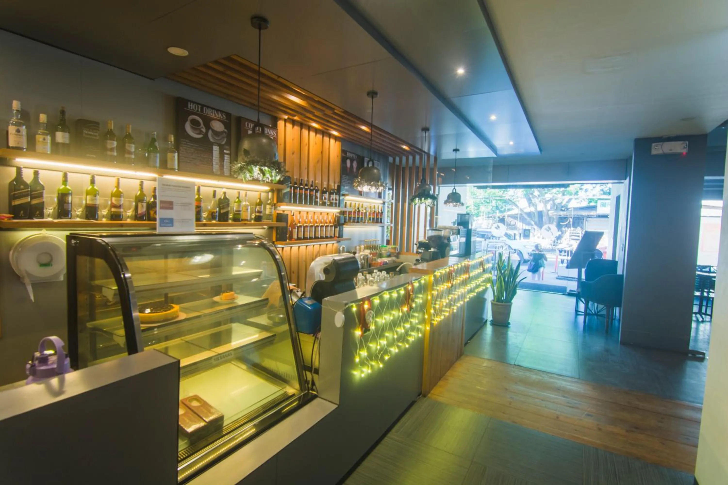 Restaurant/places to eat in Hotel Carmelita