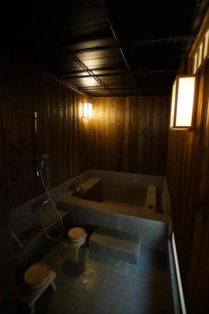 Bathroom in Ryokan Tori