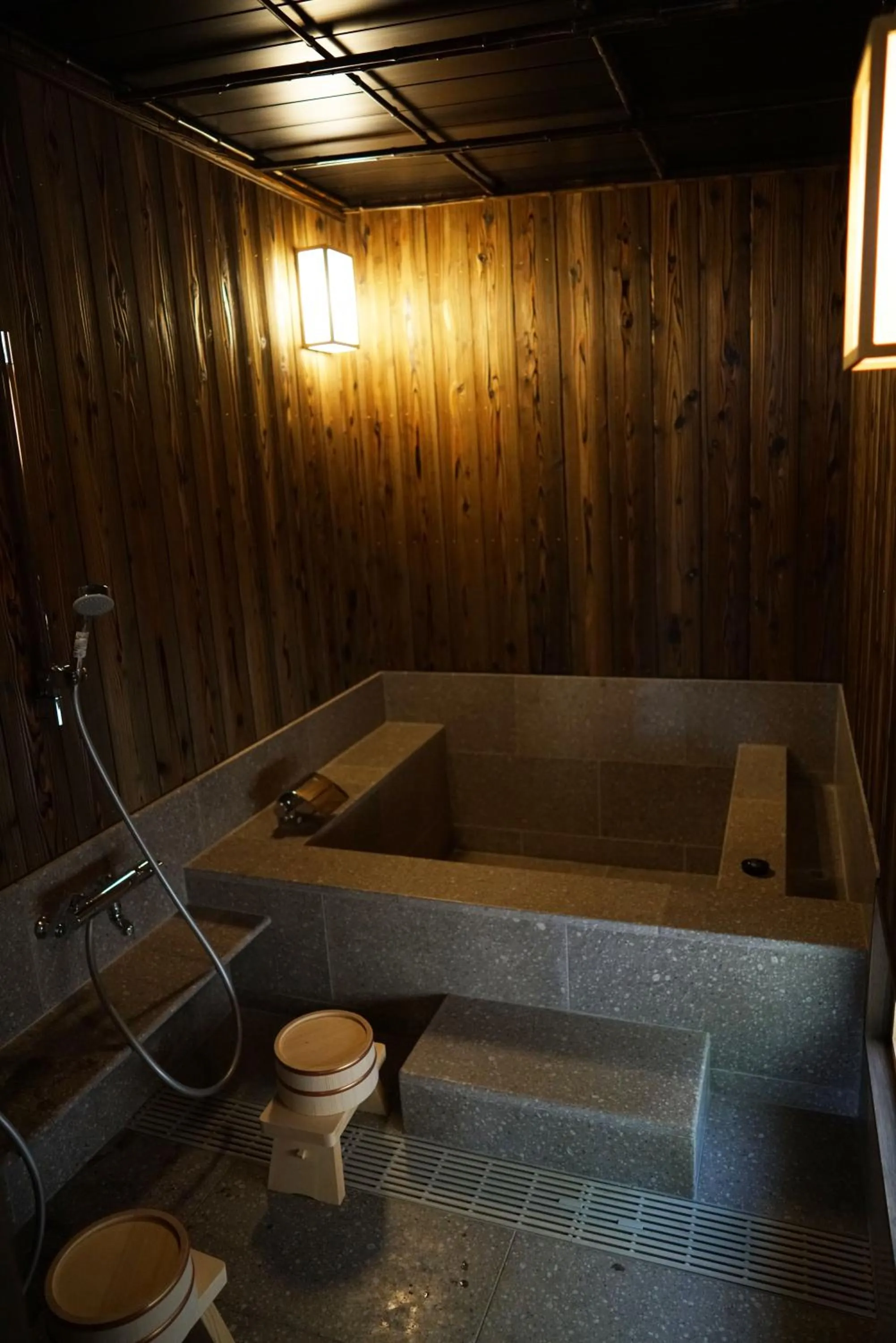 Shower in Ryokan Tori