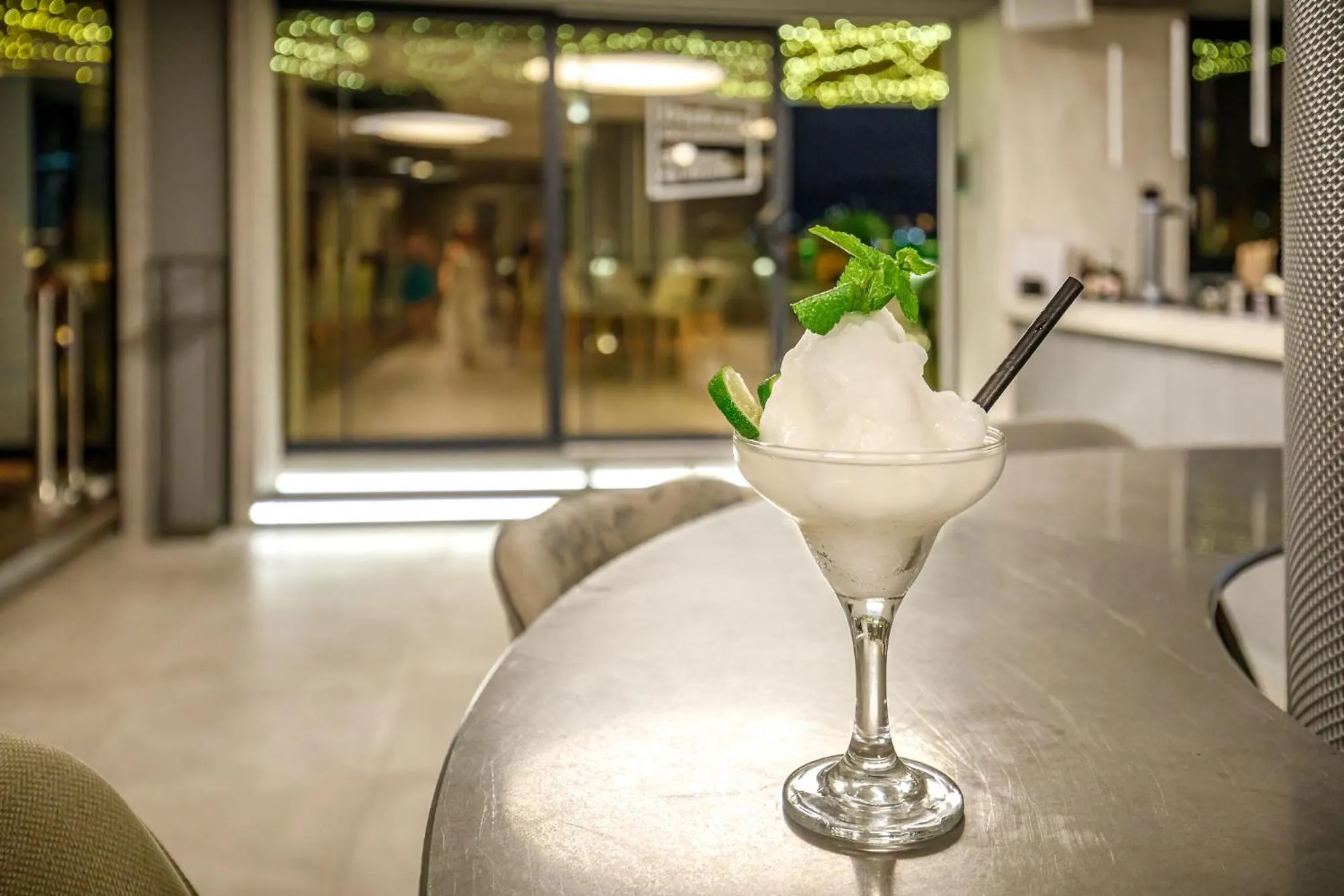 Lounge or bar in Hotel Madeira Centro