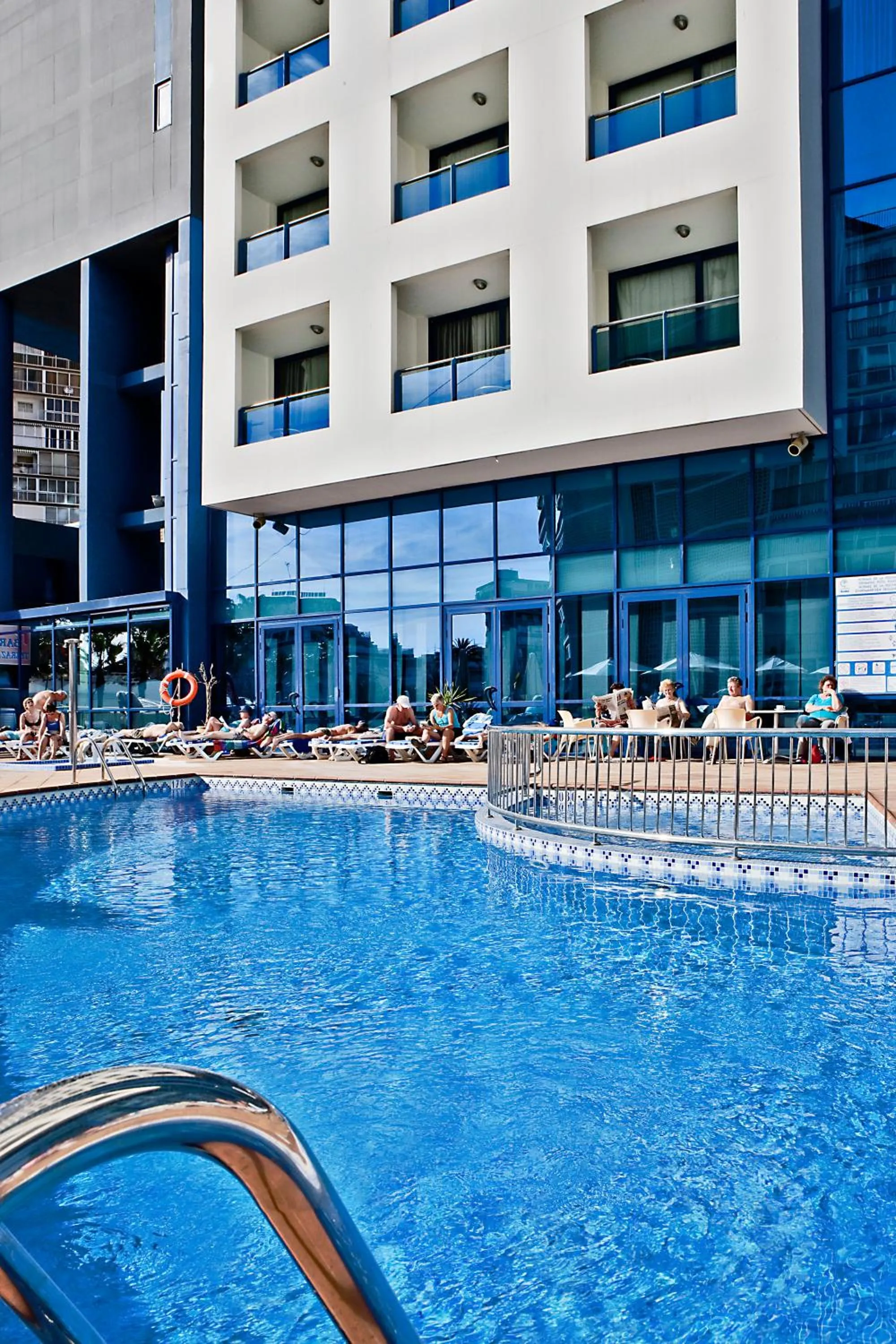 People in Hotel Madeira Centro