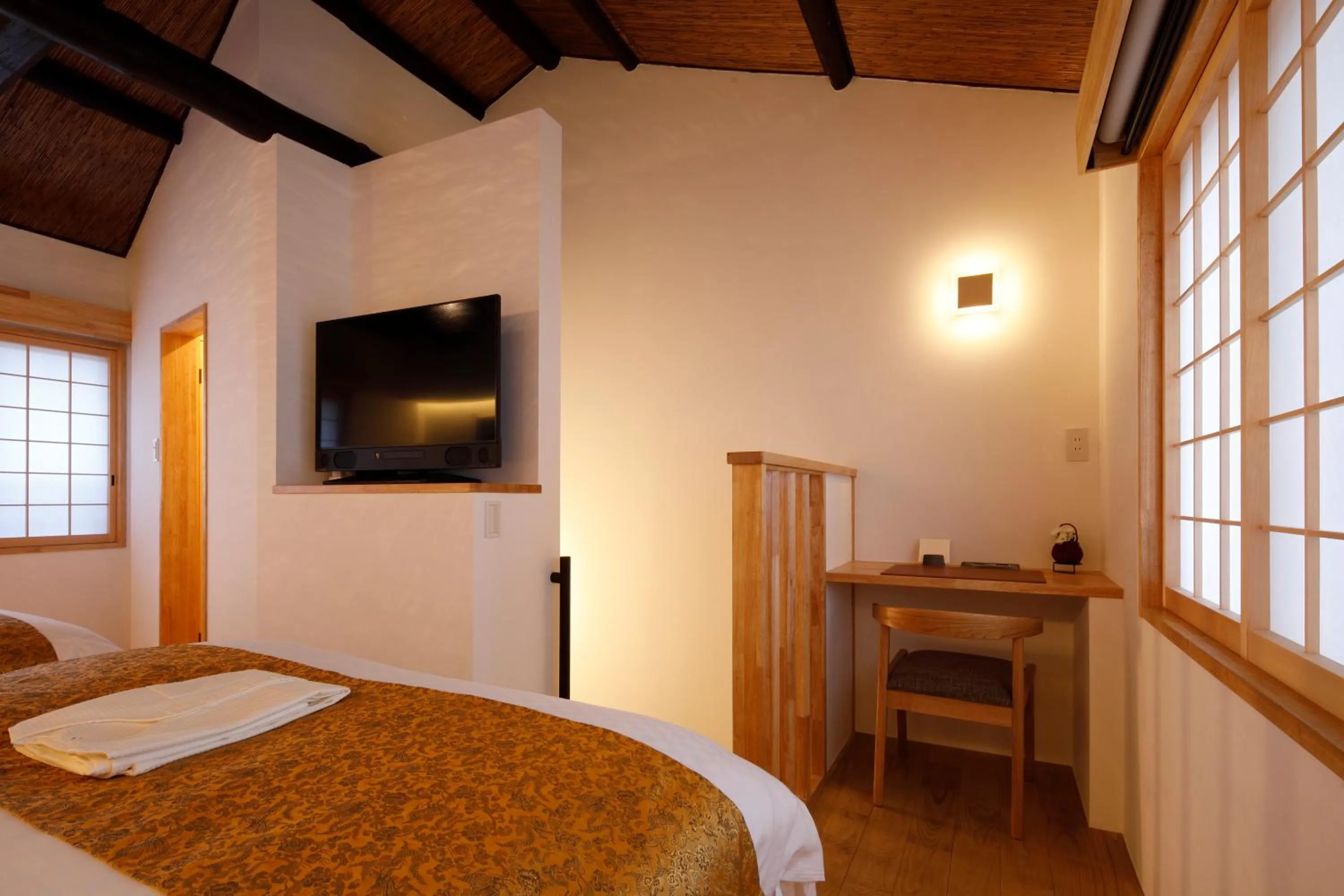 Bedroom, Bed in Kyonoyado Gekkoan