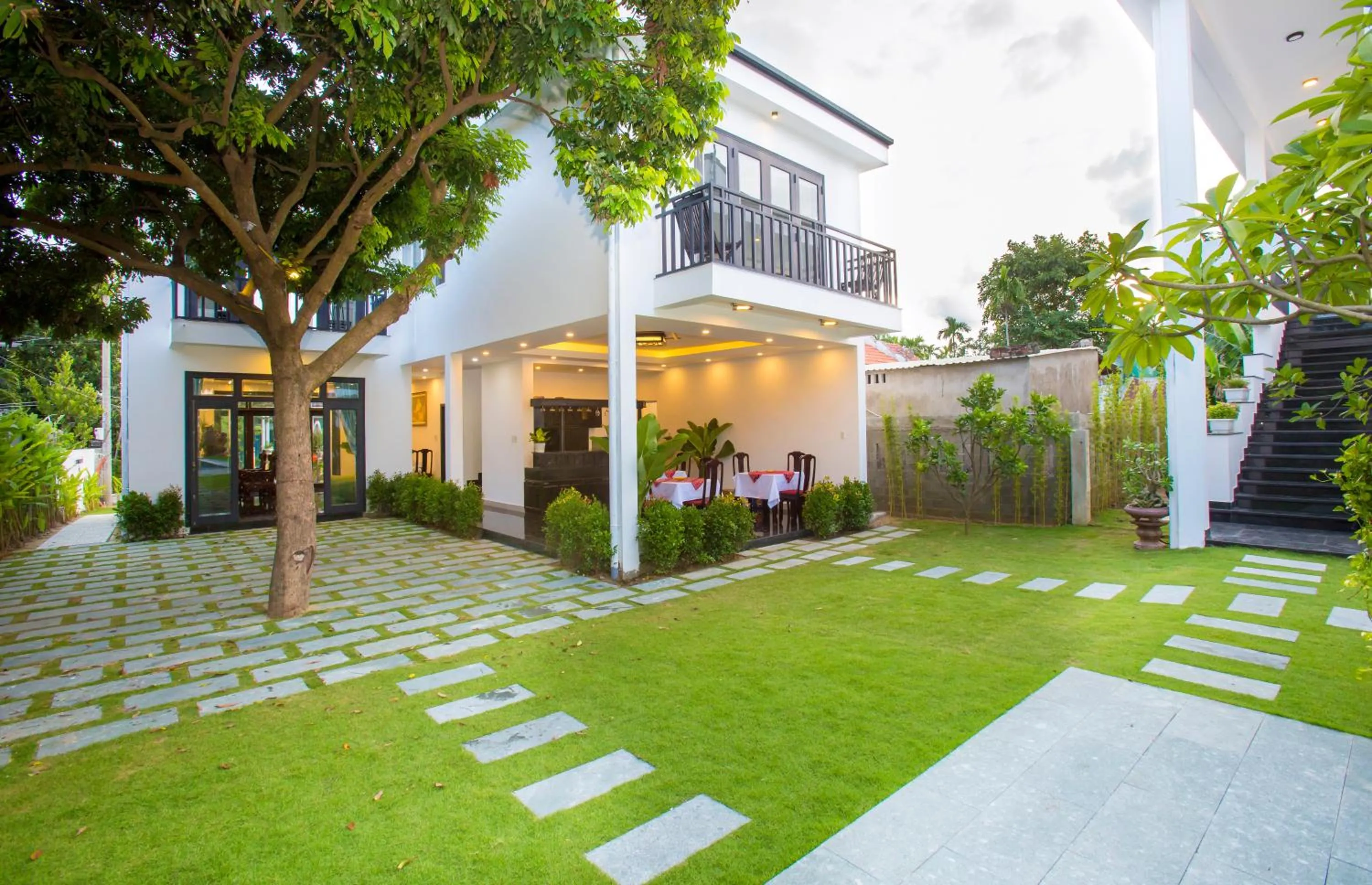 Restaurant/places to eat in Hoi An Hideaway Villa