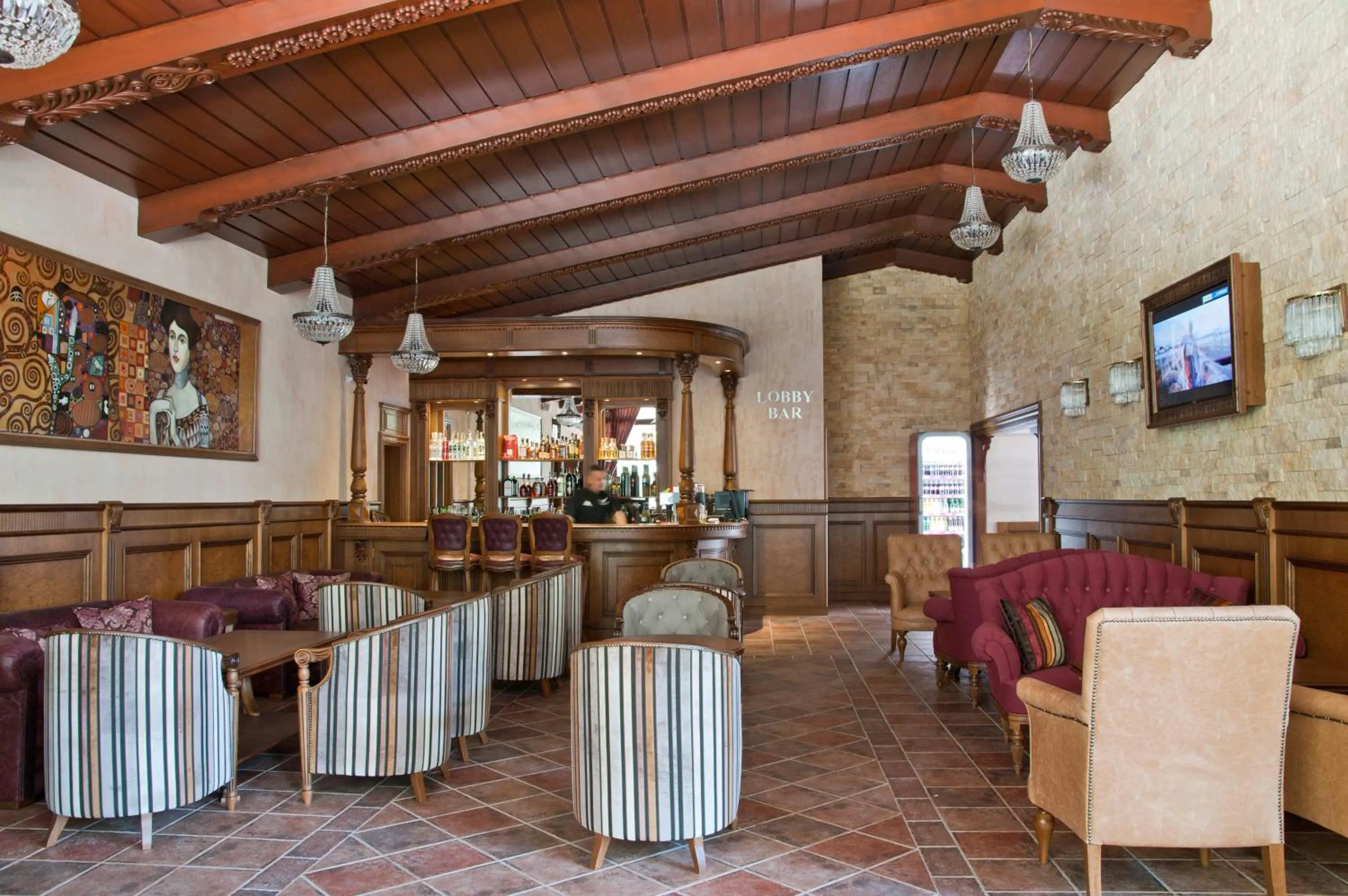 Lounge or bar in Hotel Edelweiss