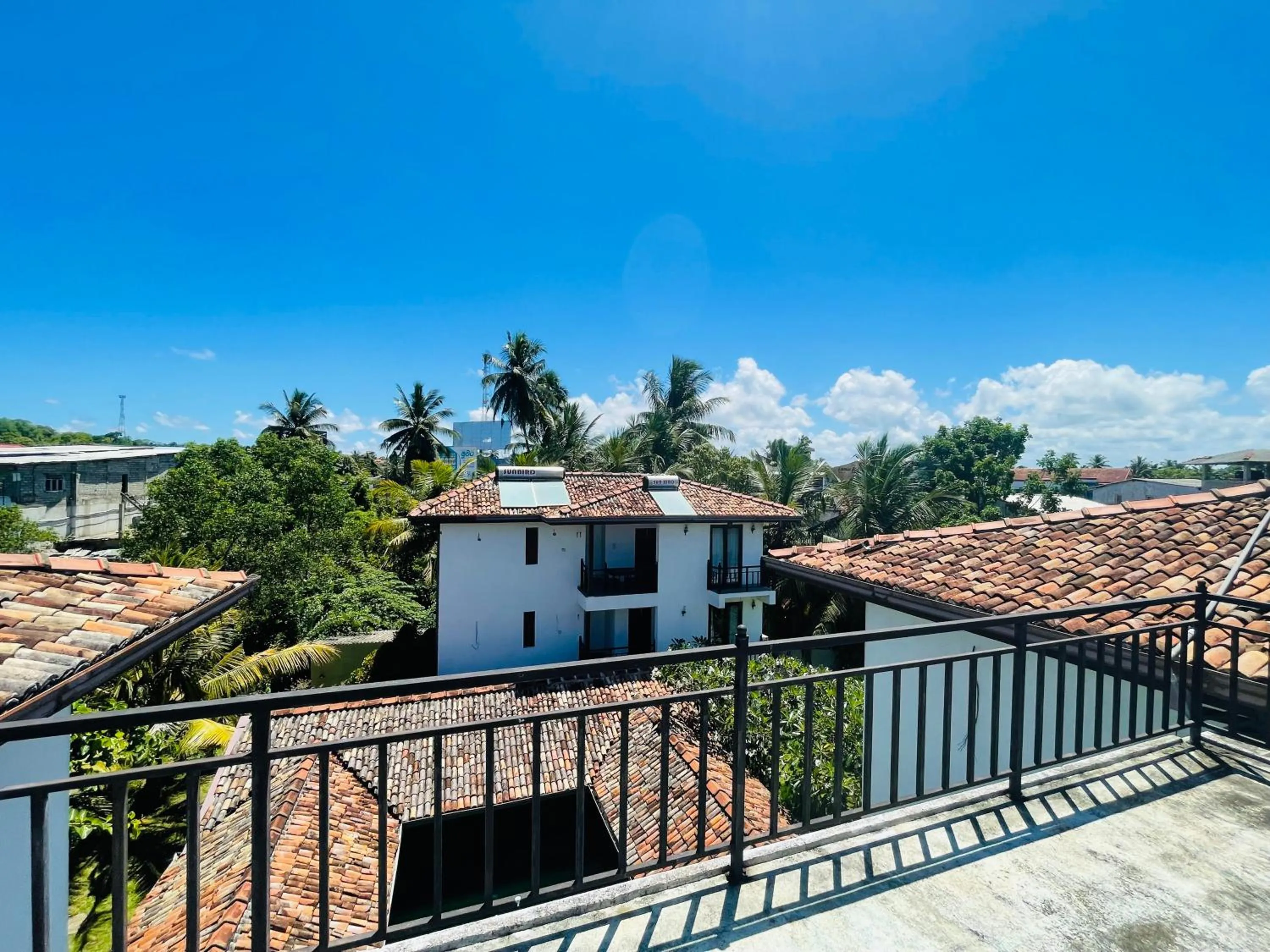 Lagoon Boutique Hotel