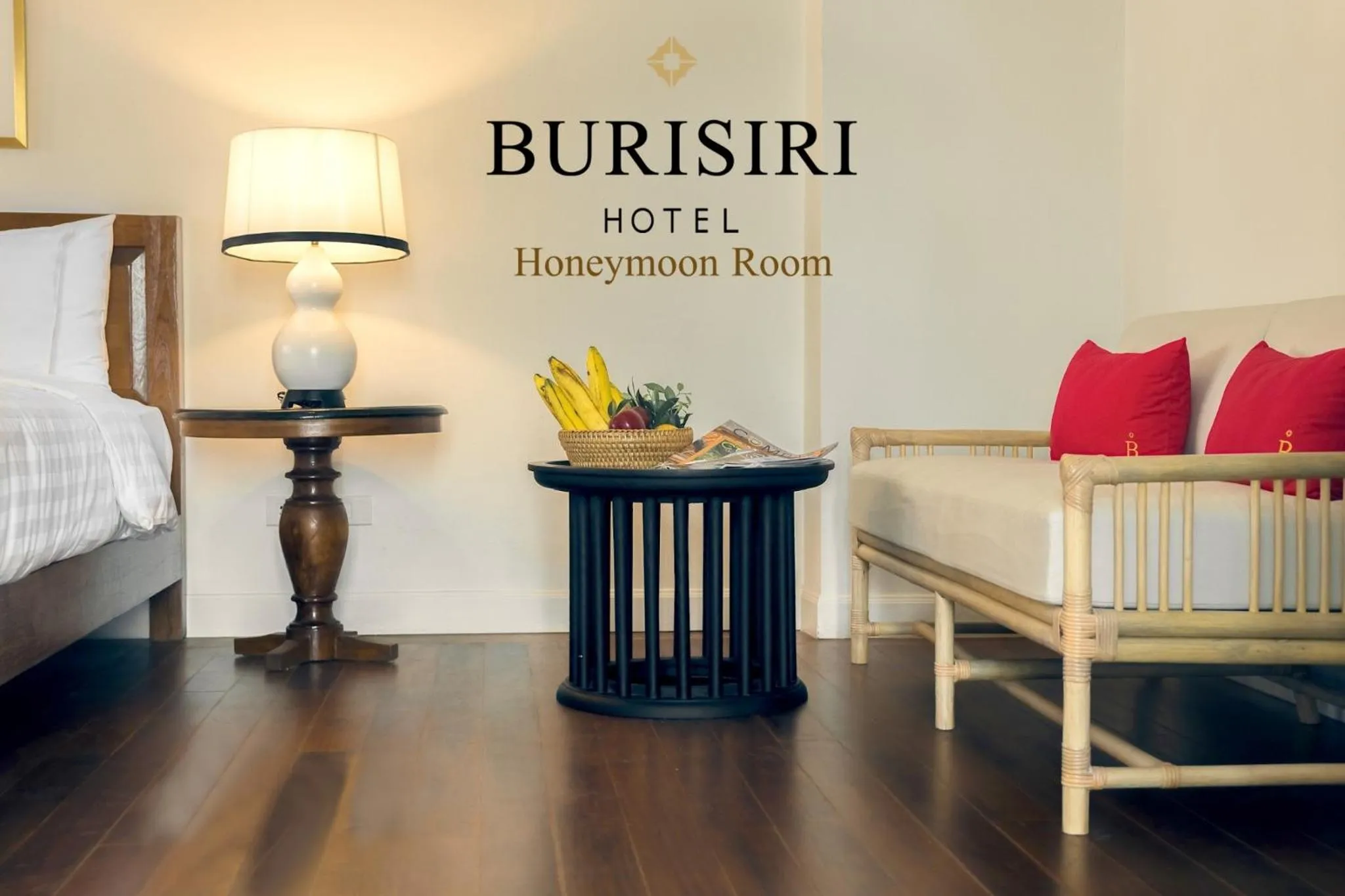 Photo of the whole room, Bed in Buri Siri Boutique Hotel