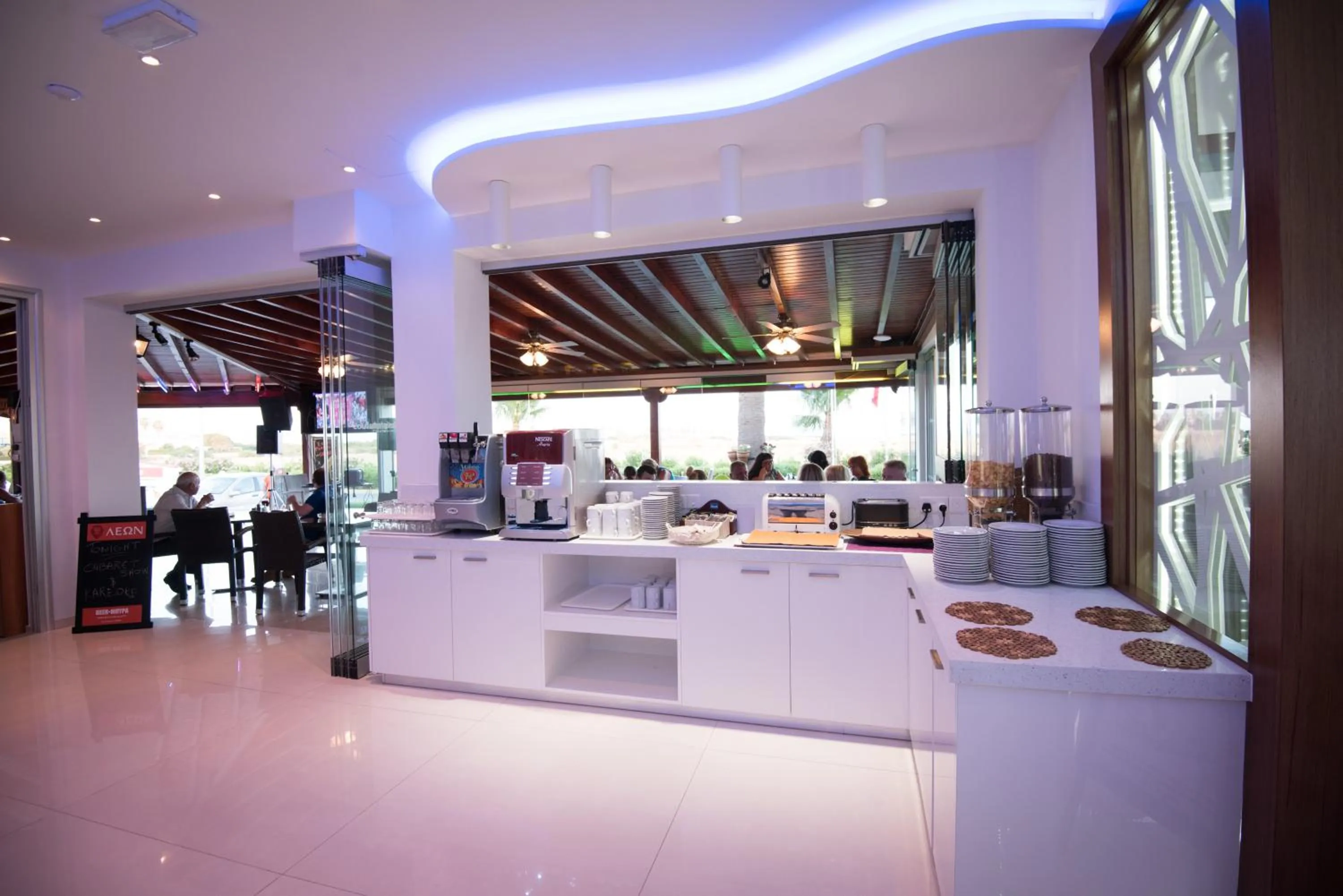 Coffee/tea facilities in Loutsiana Deluxe Apts