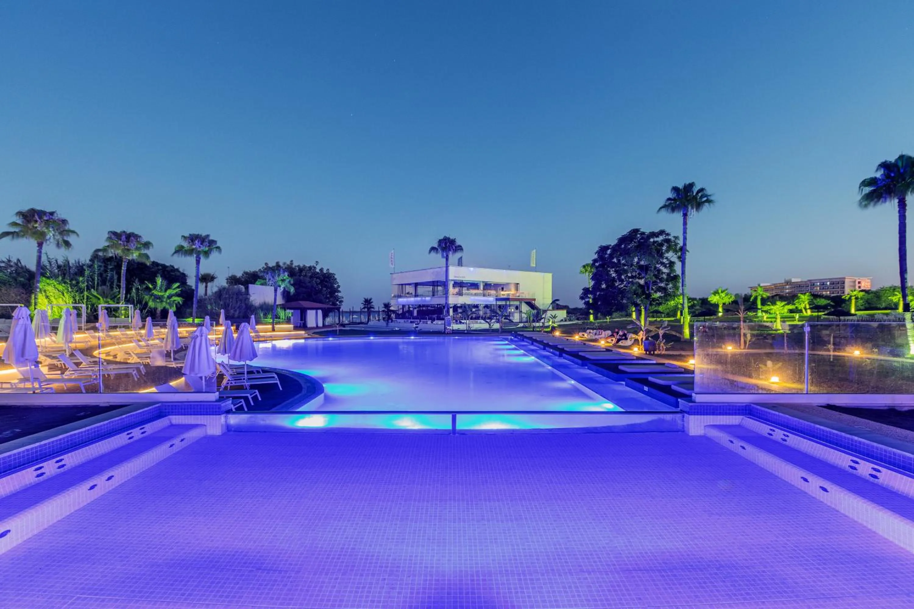 Night in So Nice Beach Resort