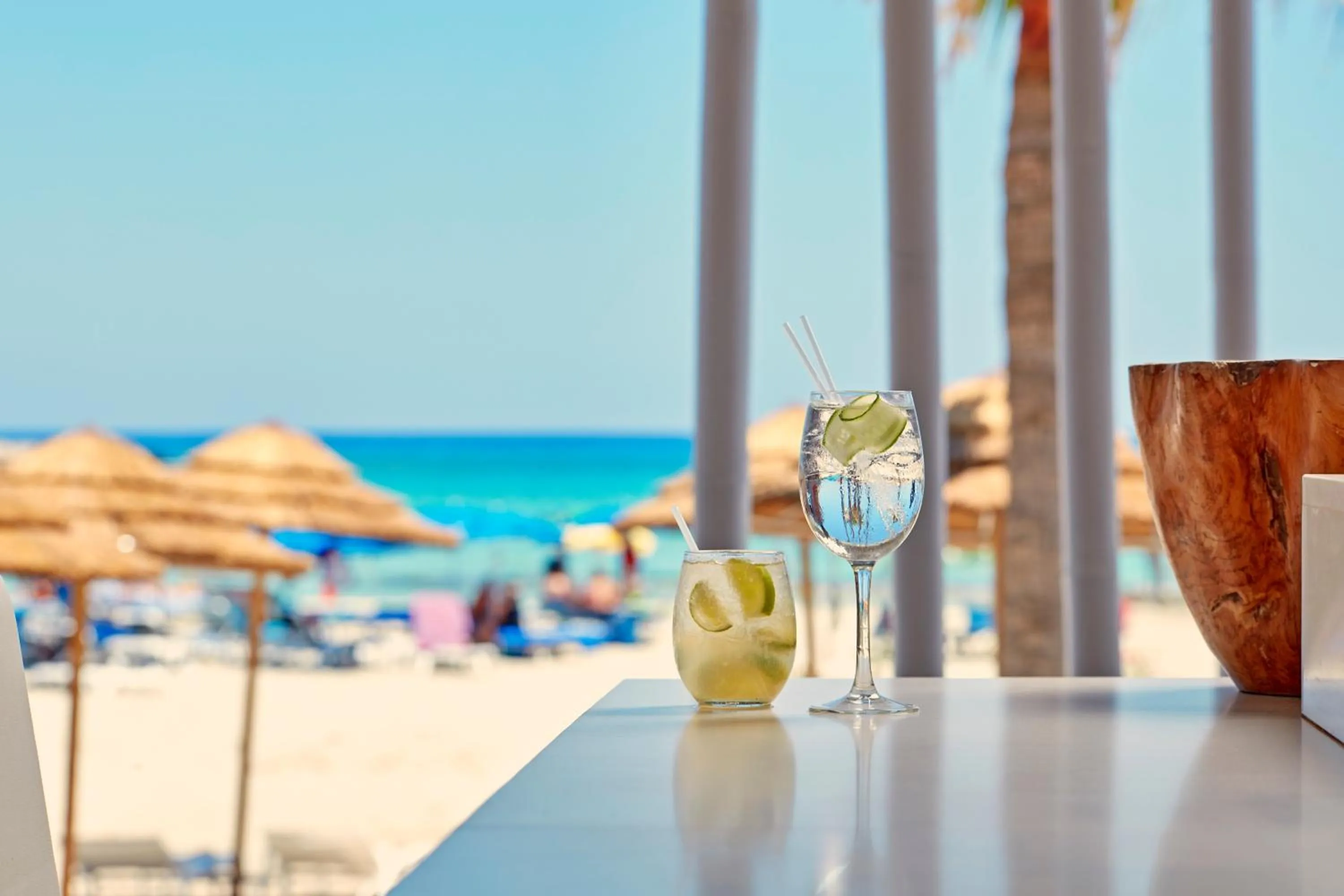 Food and drinks in So Nice Beach Resort