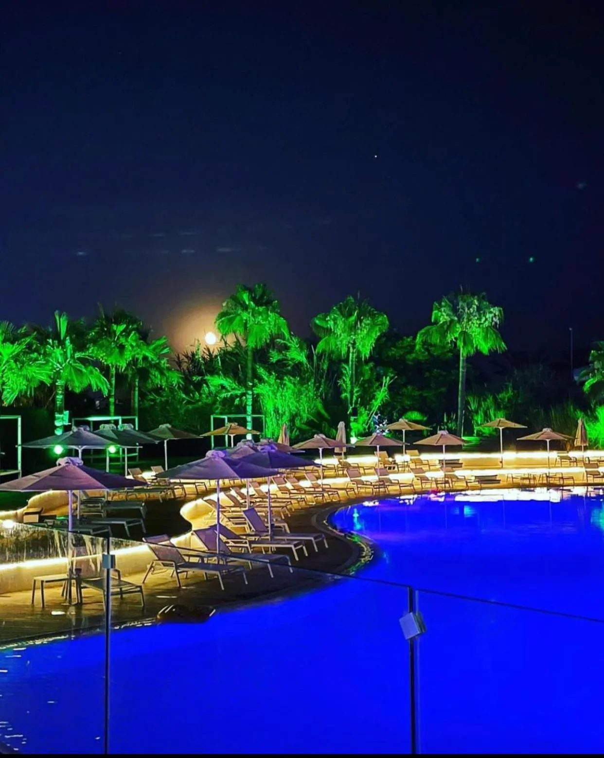 Night in So Nice Beach Resort