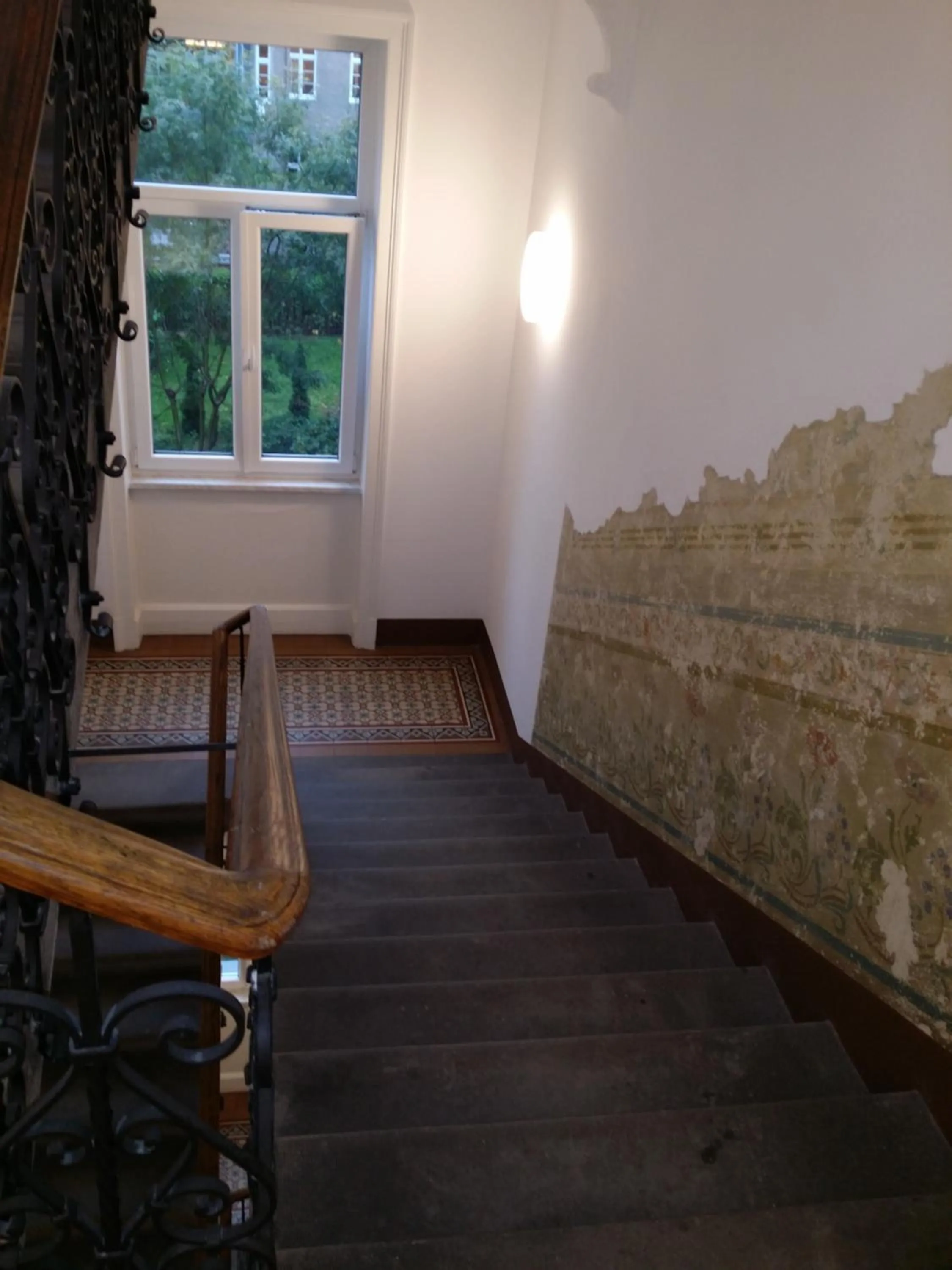 Decorative detail in Hotel Aton