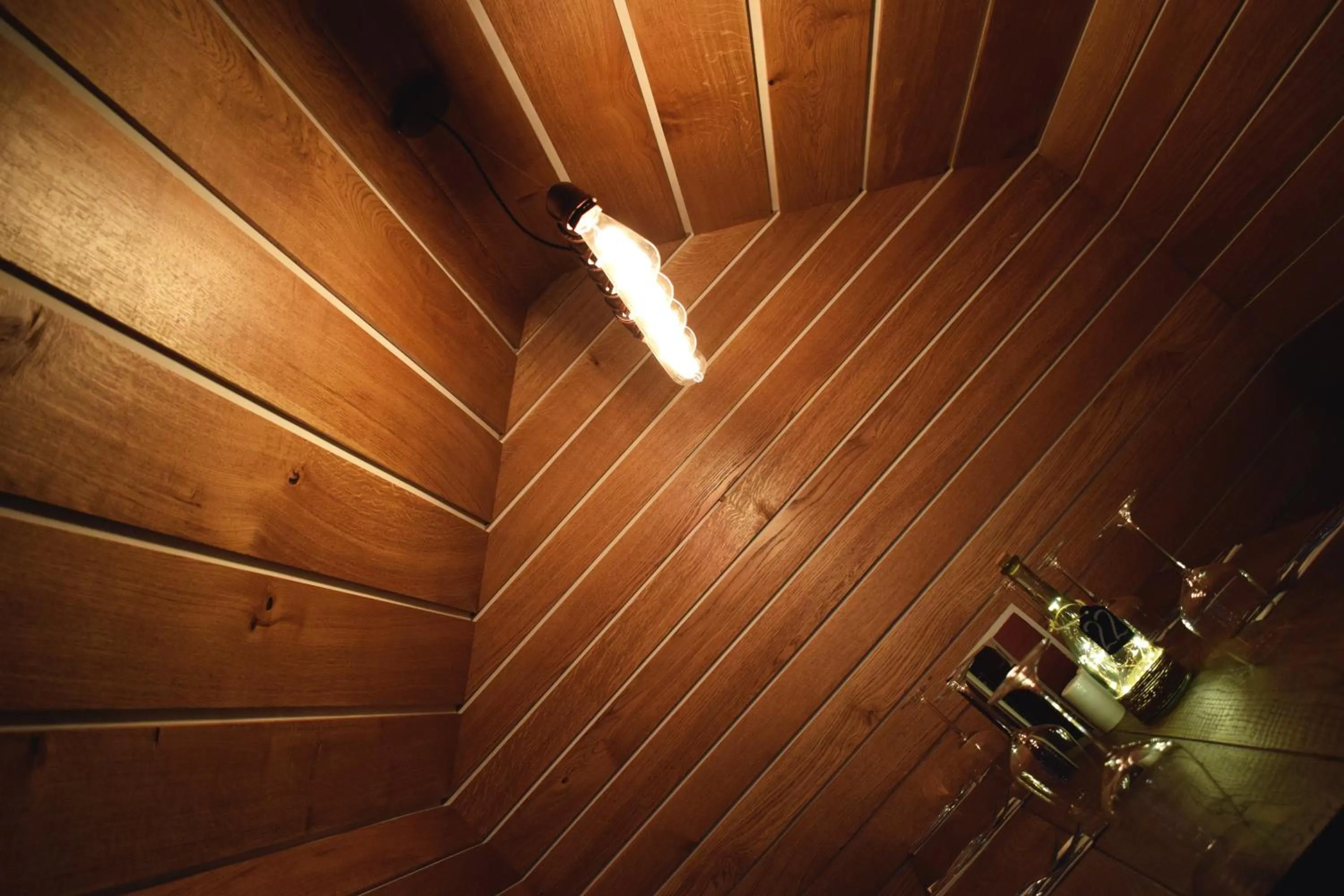 Restaurant/places to eat in The Horse & Jockey