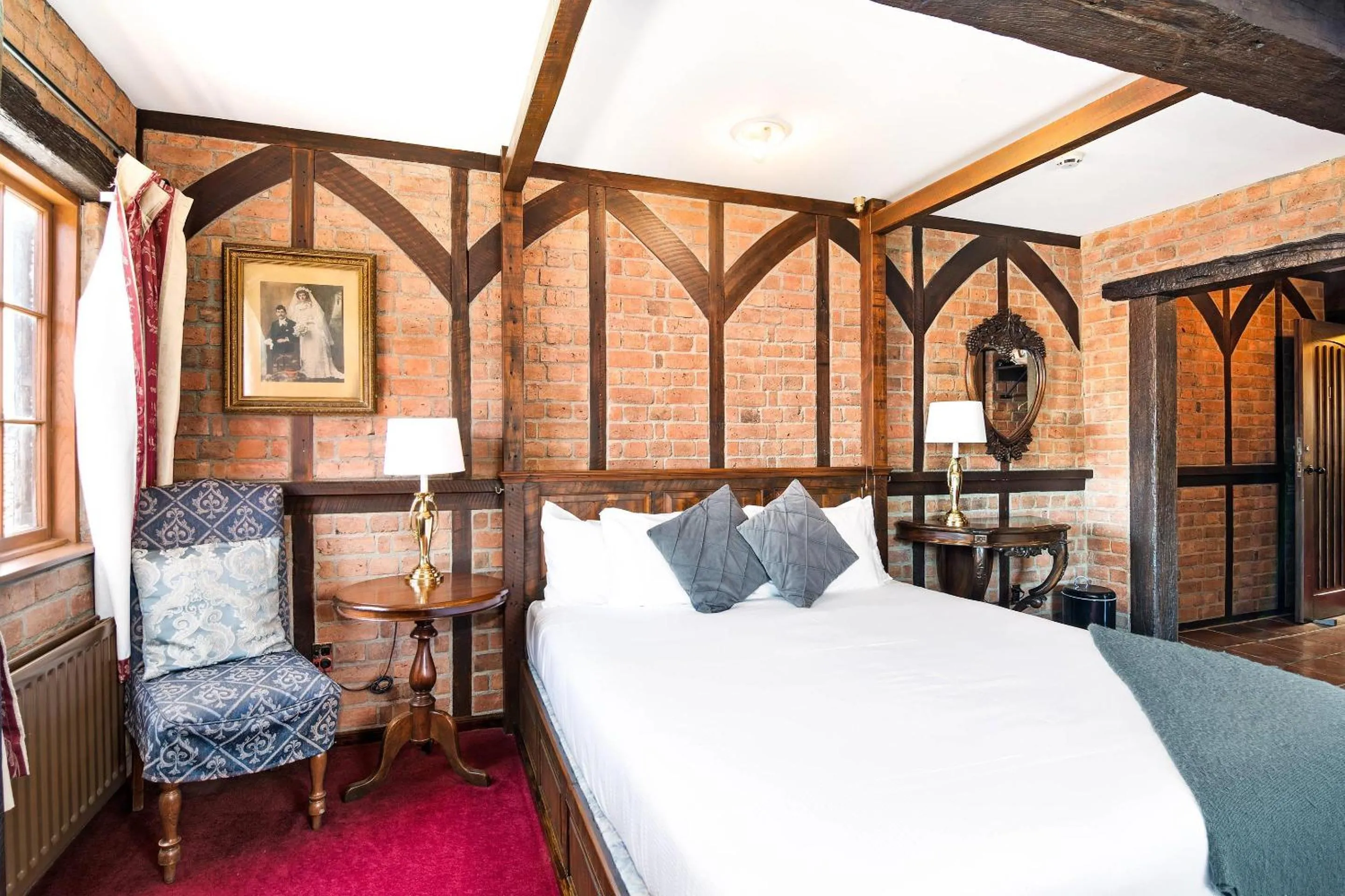 Bedroom, Bed in The Honest Lawyer, an Ascend Collection Hotel