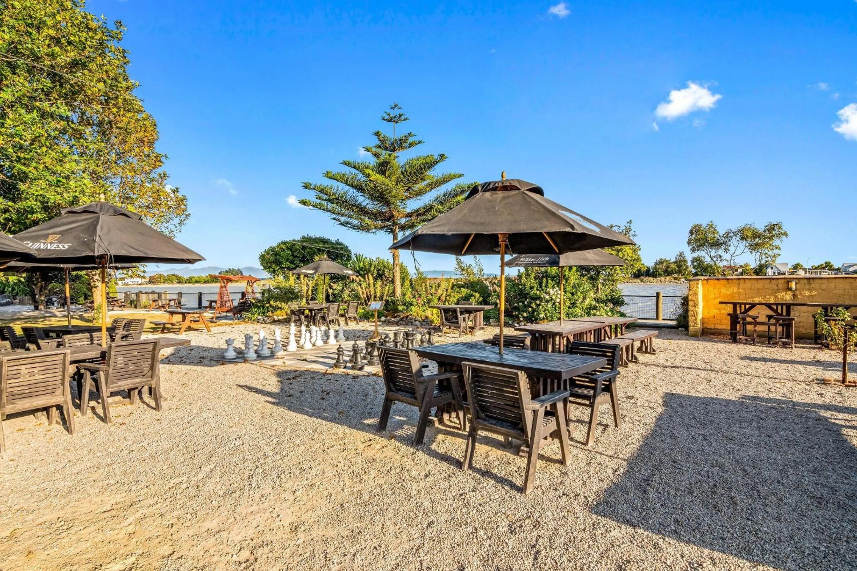 Restaurant/places to eat in The Honest Lawyer, an Ascend Collection Hotel