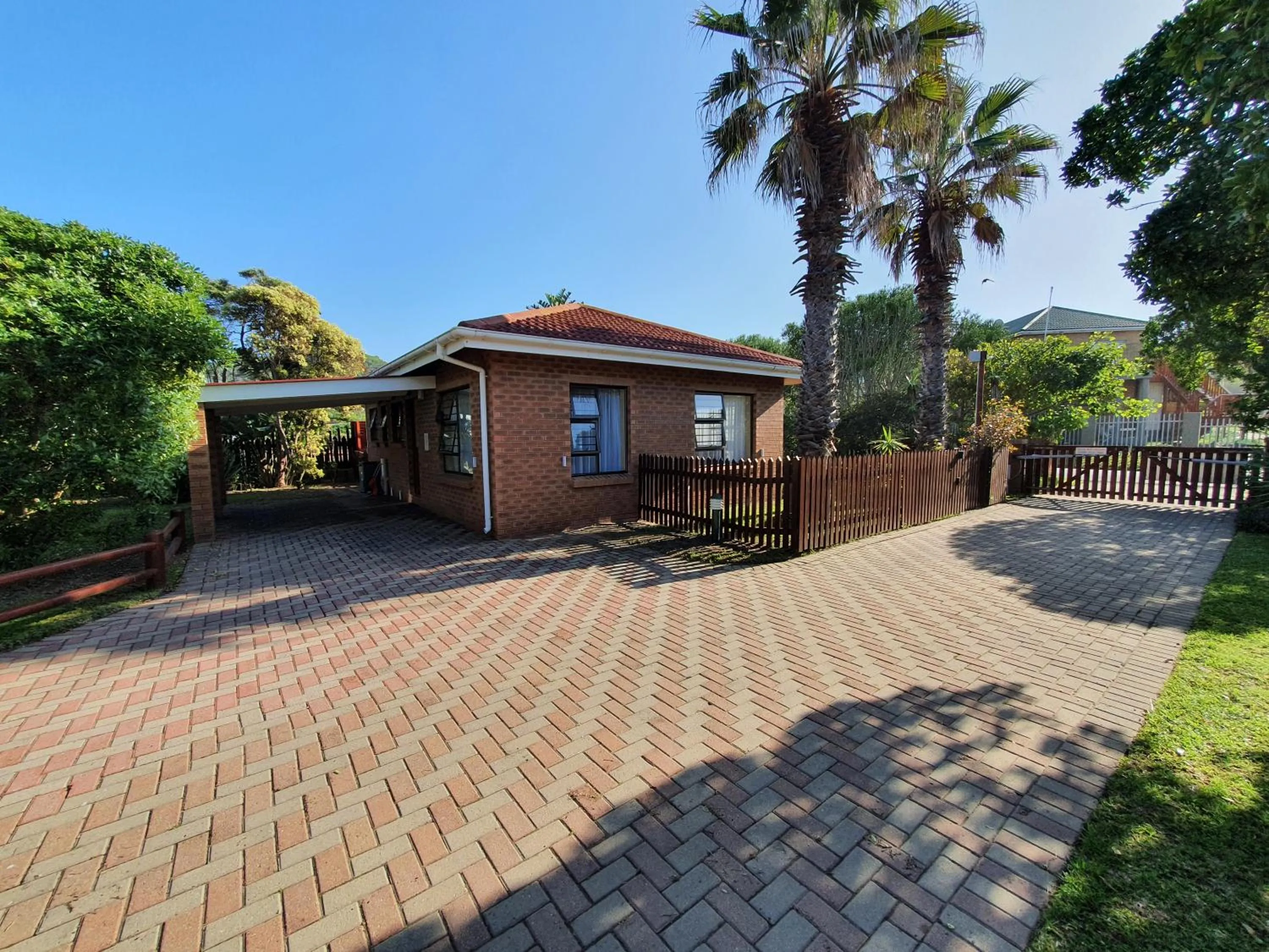 Property building in The Gull