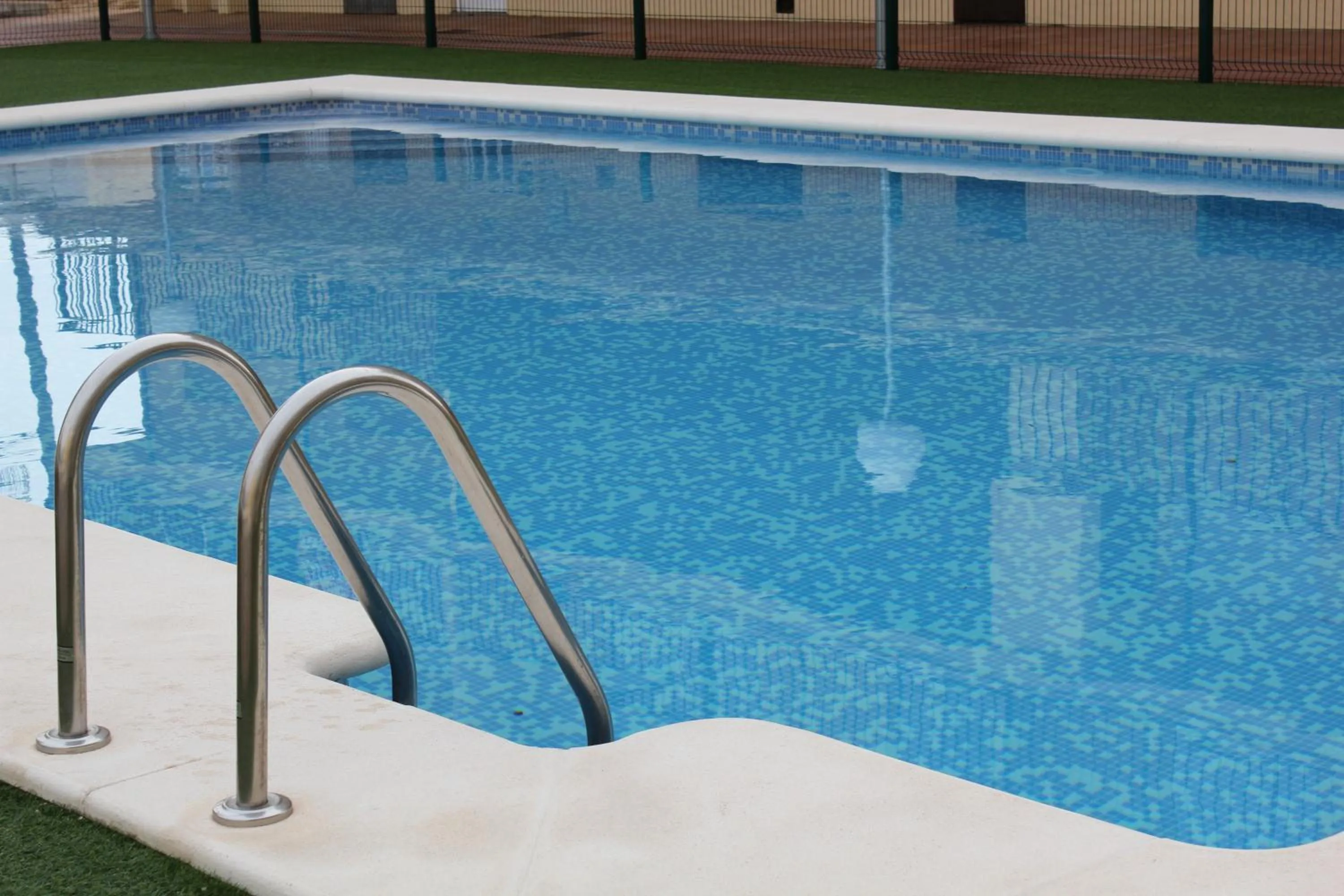 Swimming pool in Trompeta Azul