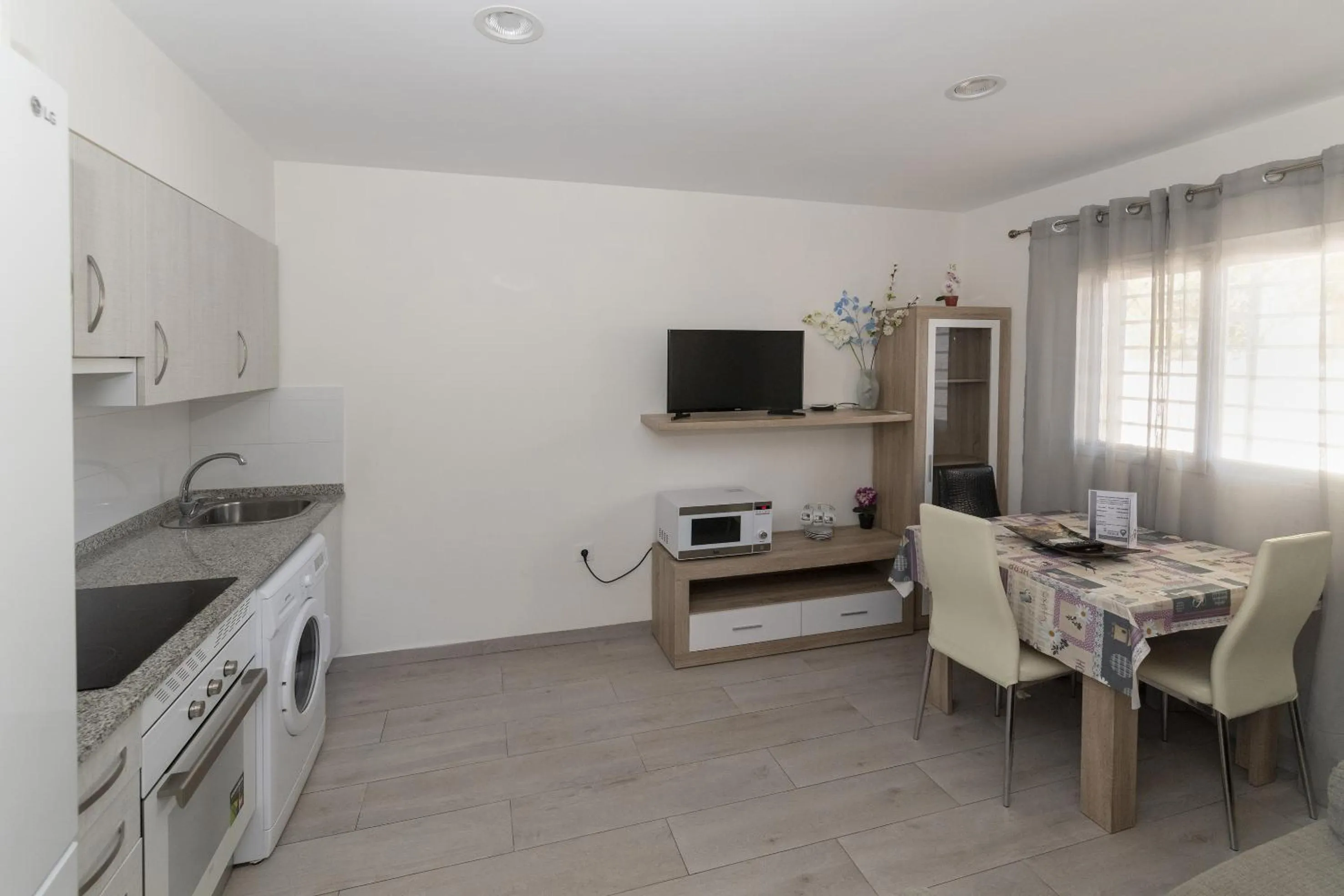 TV and multimedia in Trompeta Azul