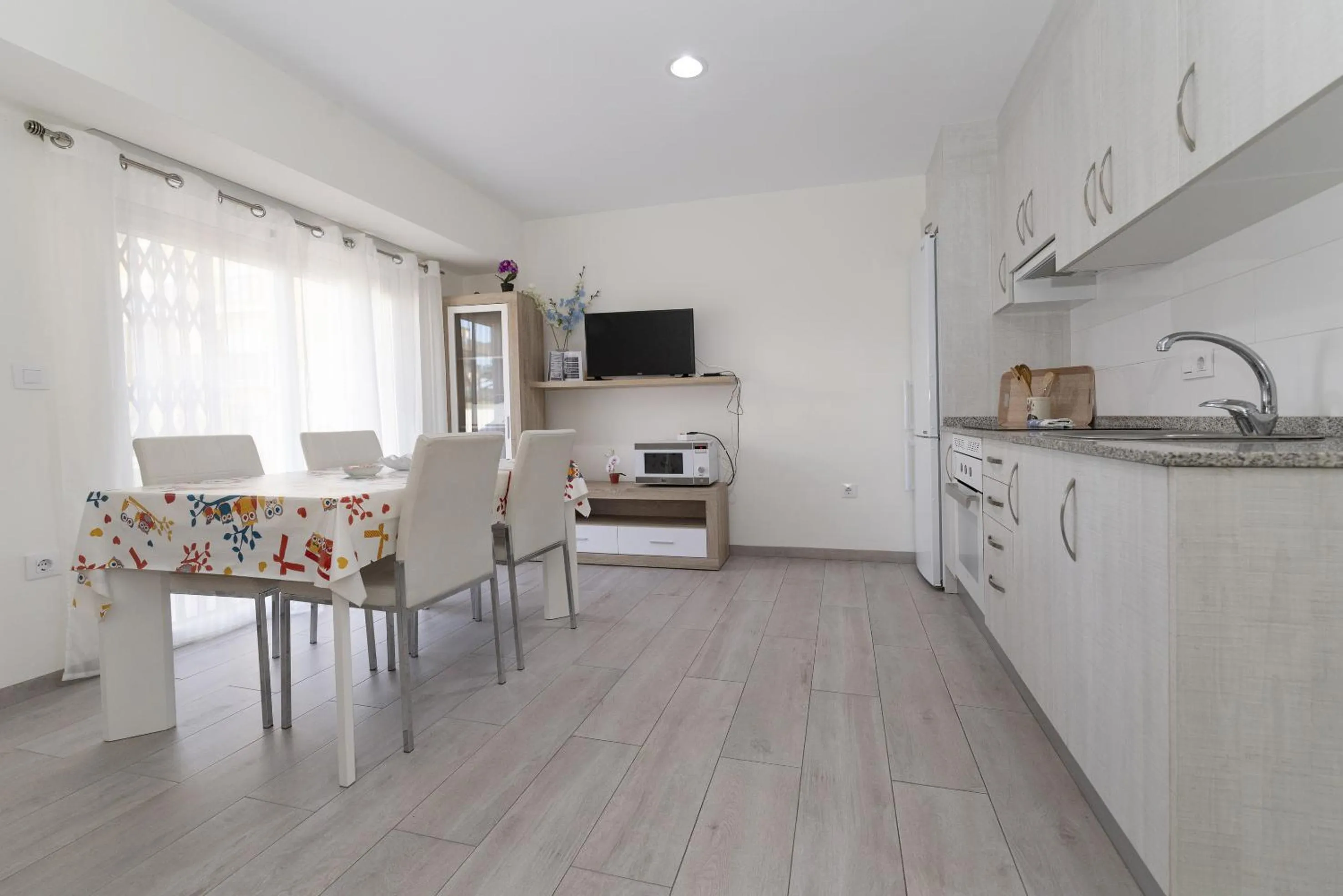 TV and multimedia in Trompeta Azul