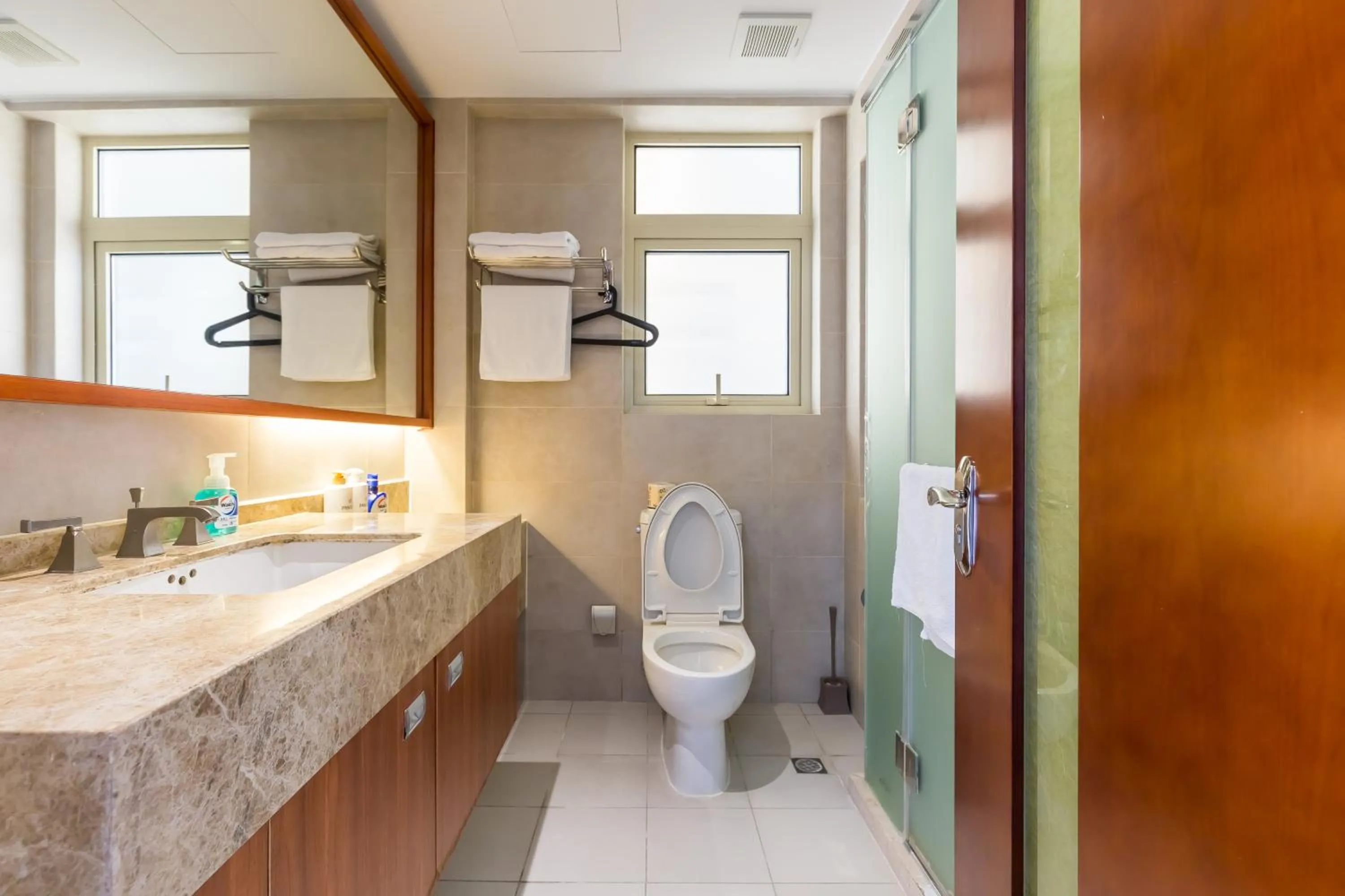 Toilet in Sanya Yikehai View Apartments