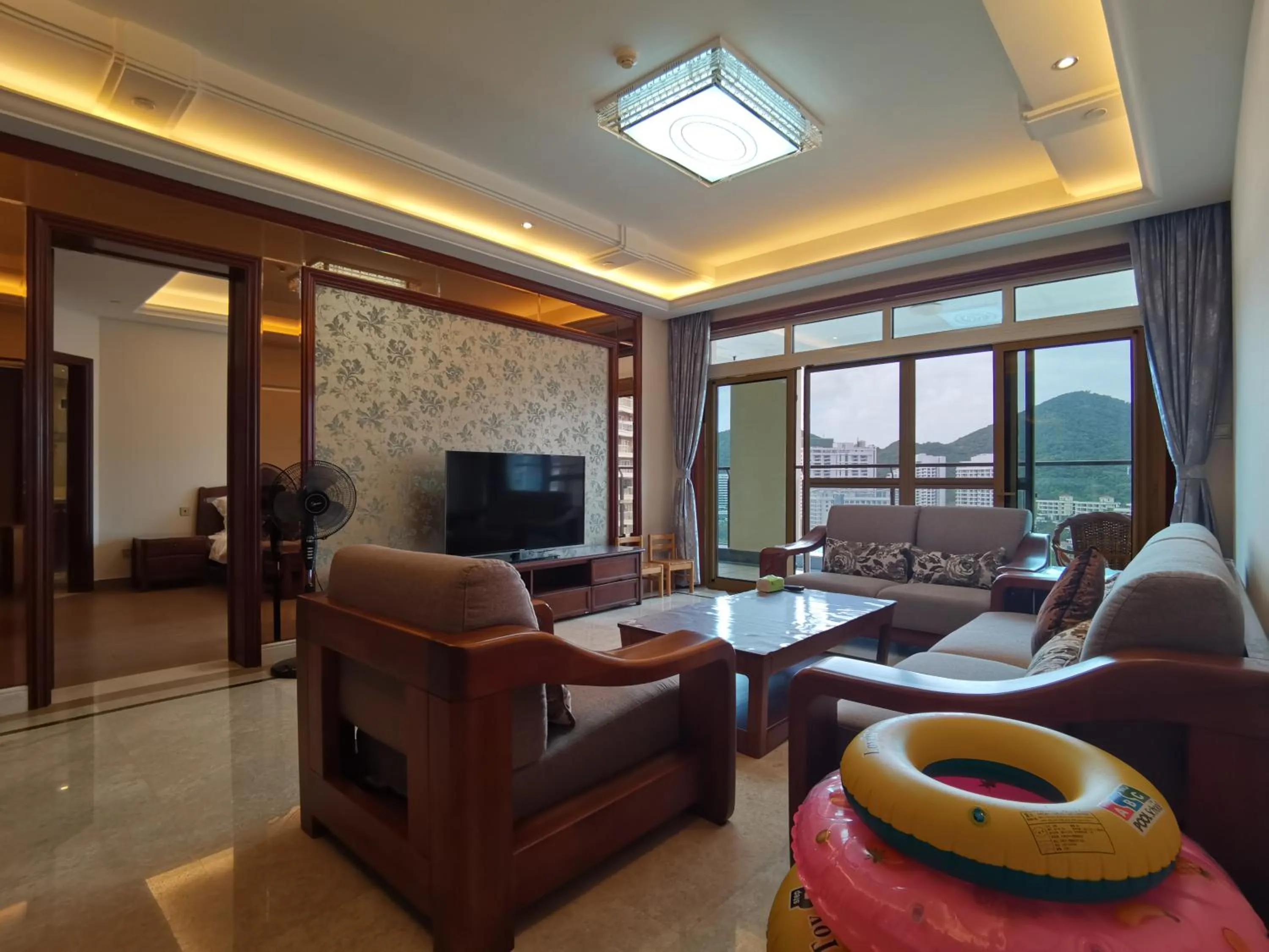 Living room in Sanya Yikehai View Apartments