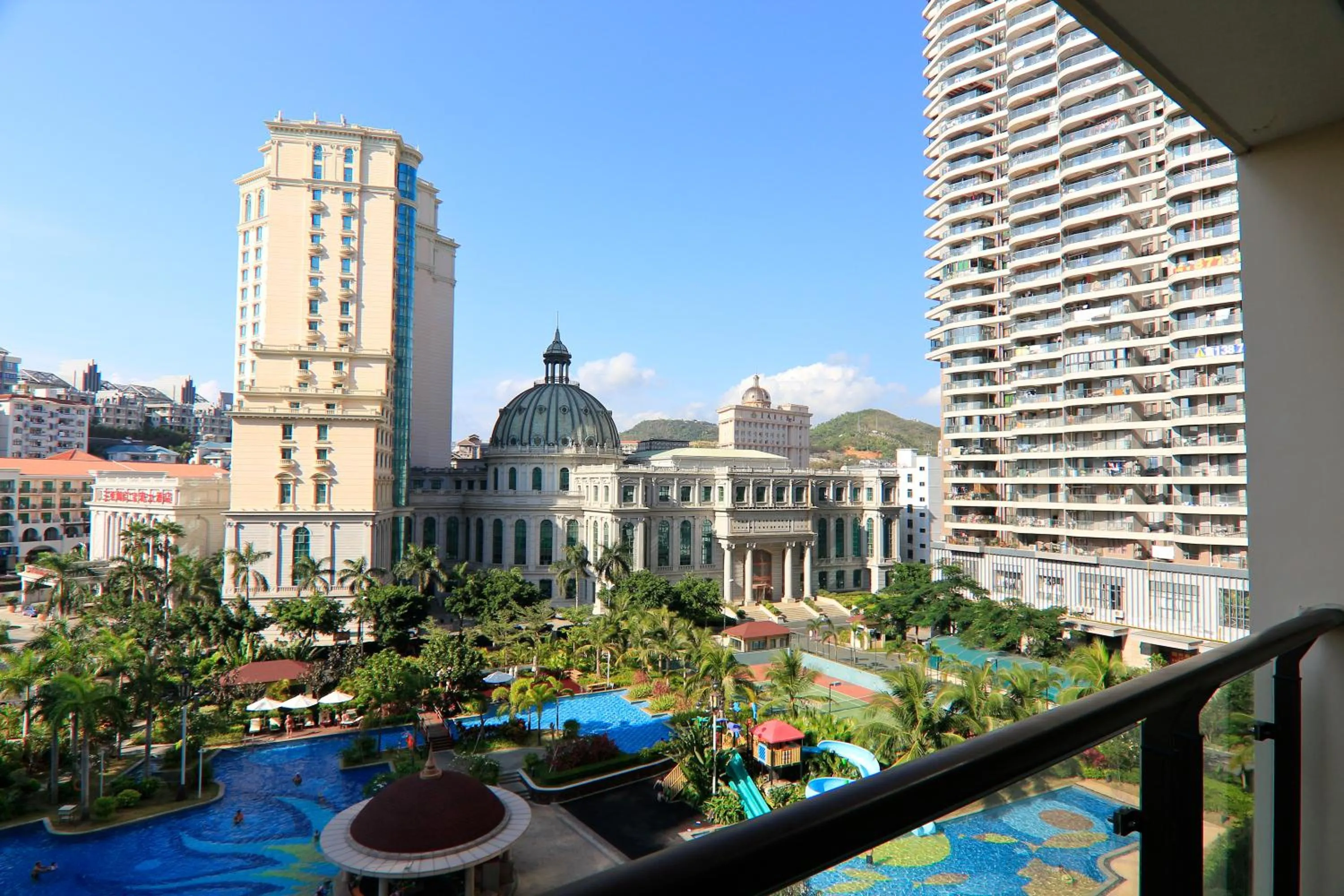 Balcony/Terrace in Sanya Yikehai View Apartments