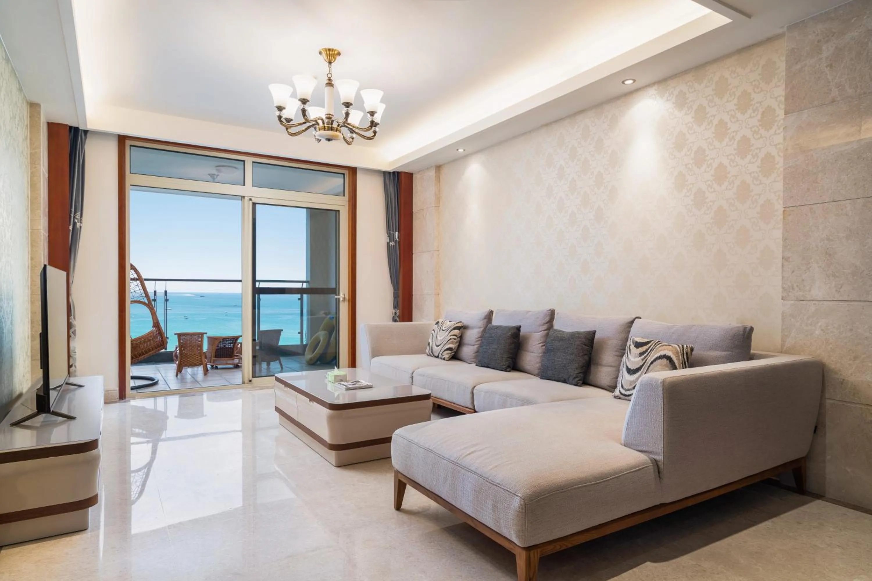 Living room in Sanya Yikehai View Apartments