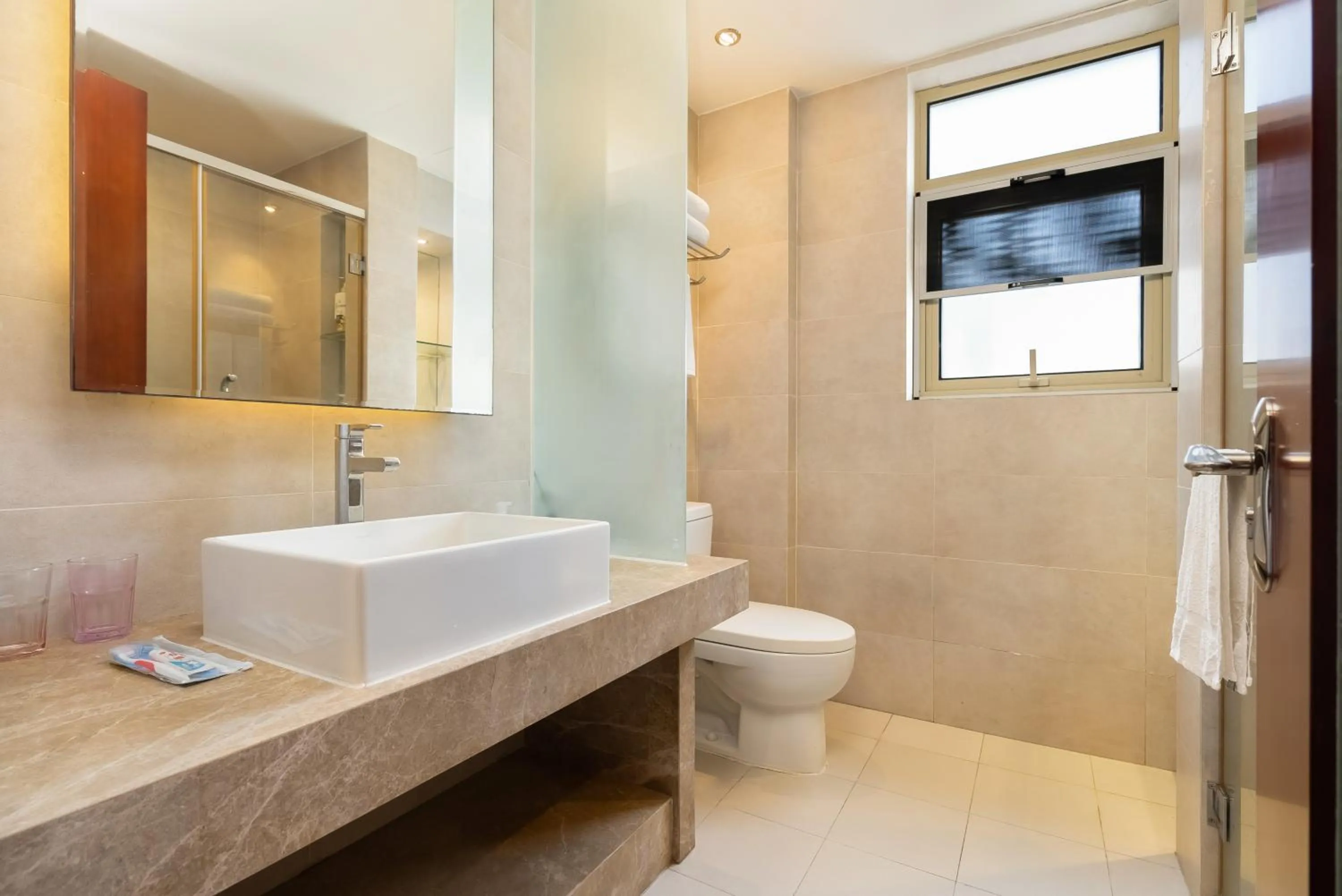 Bathroom in Sanya Yikehai View Apartments