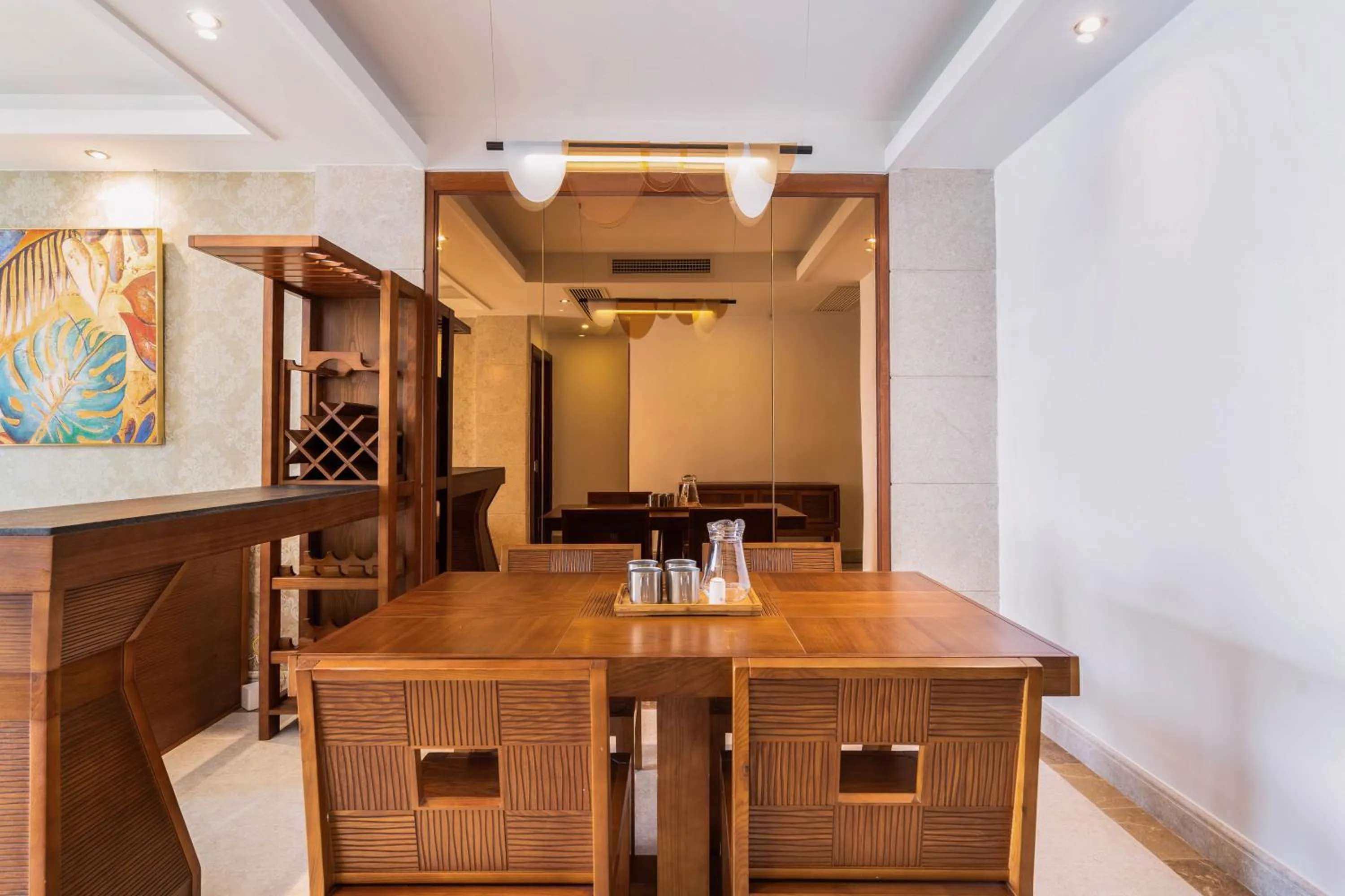 Dining area in Sanya Yikehai View Apartments