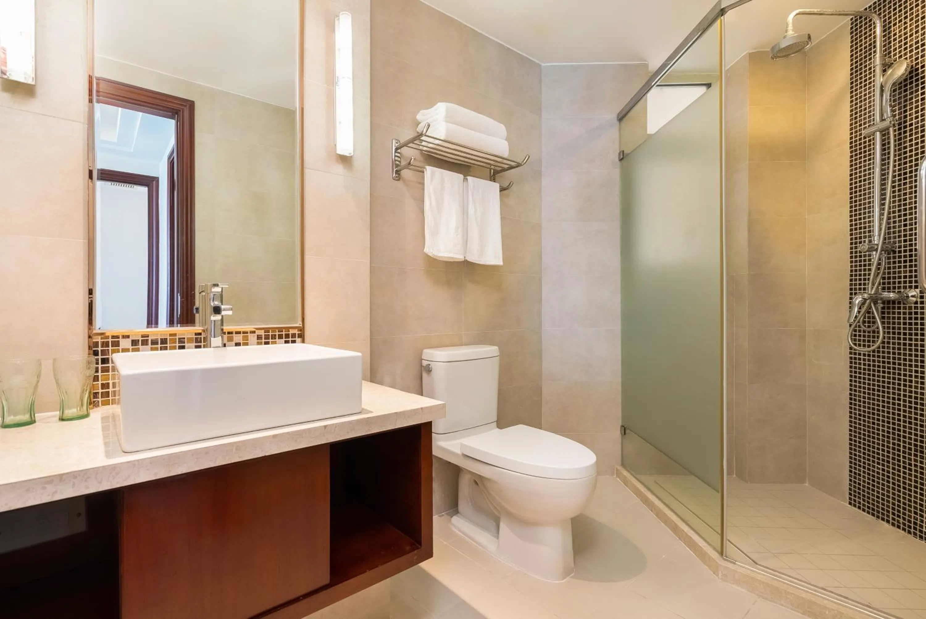 Bathroom in Sanya Yikehai View Apartments