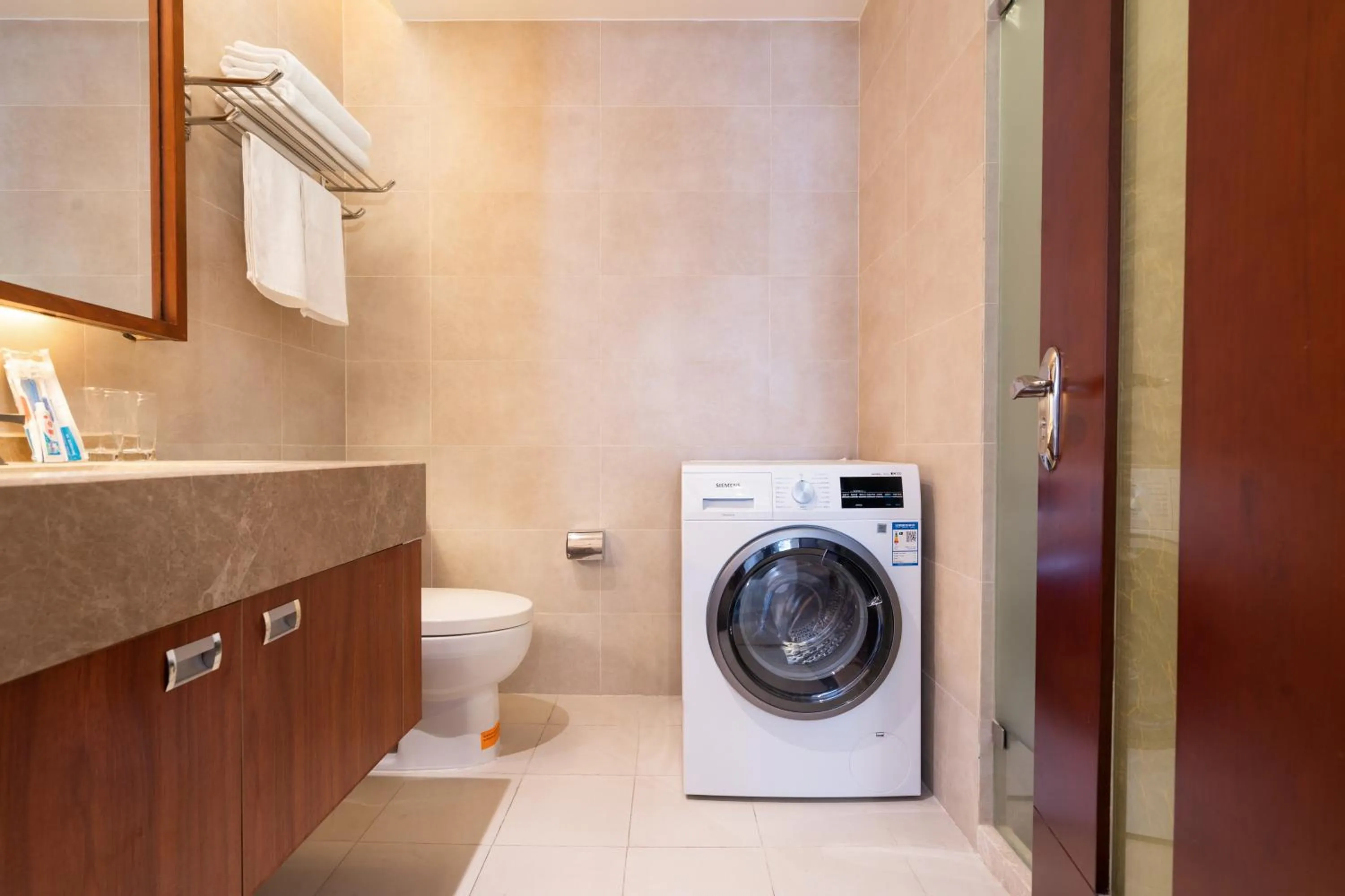 Bathroom in Sanya Yikehai View Apartments