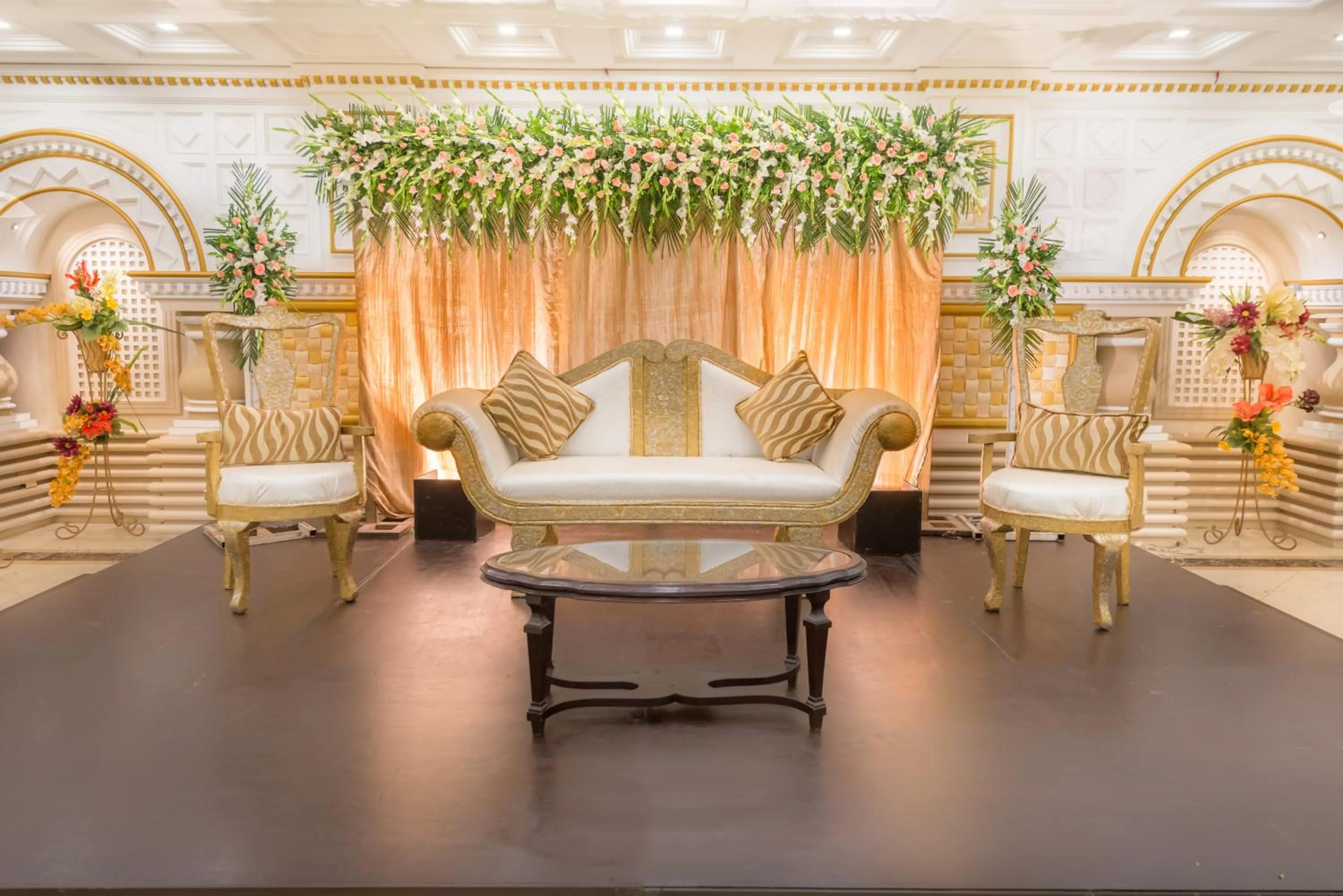 Banquet/Function facilities in Luxus Grand Hotel